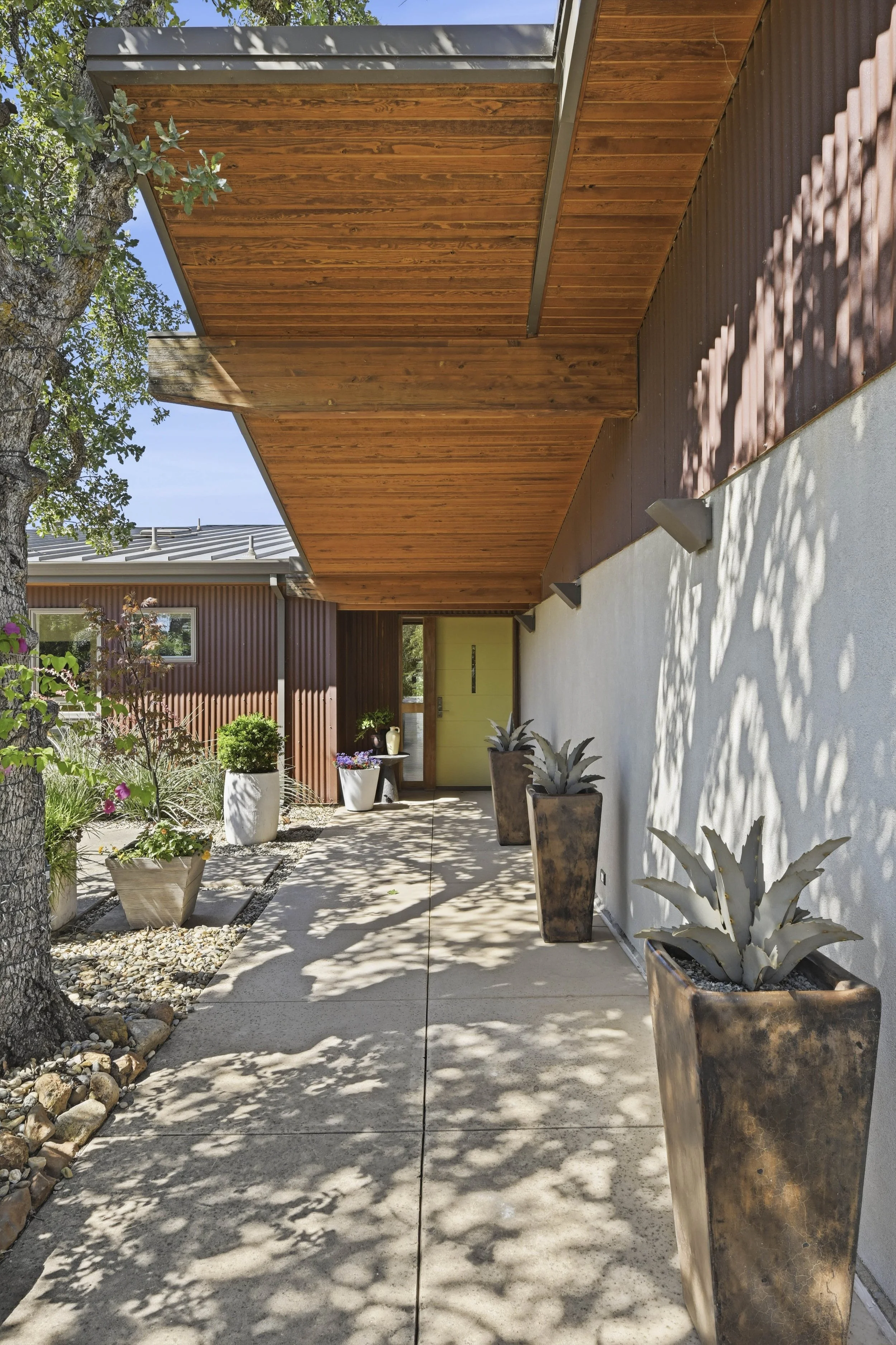 26000 Venado Dr - Daytime _80.jpg