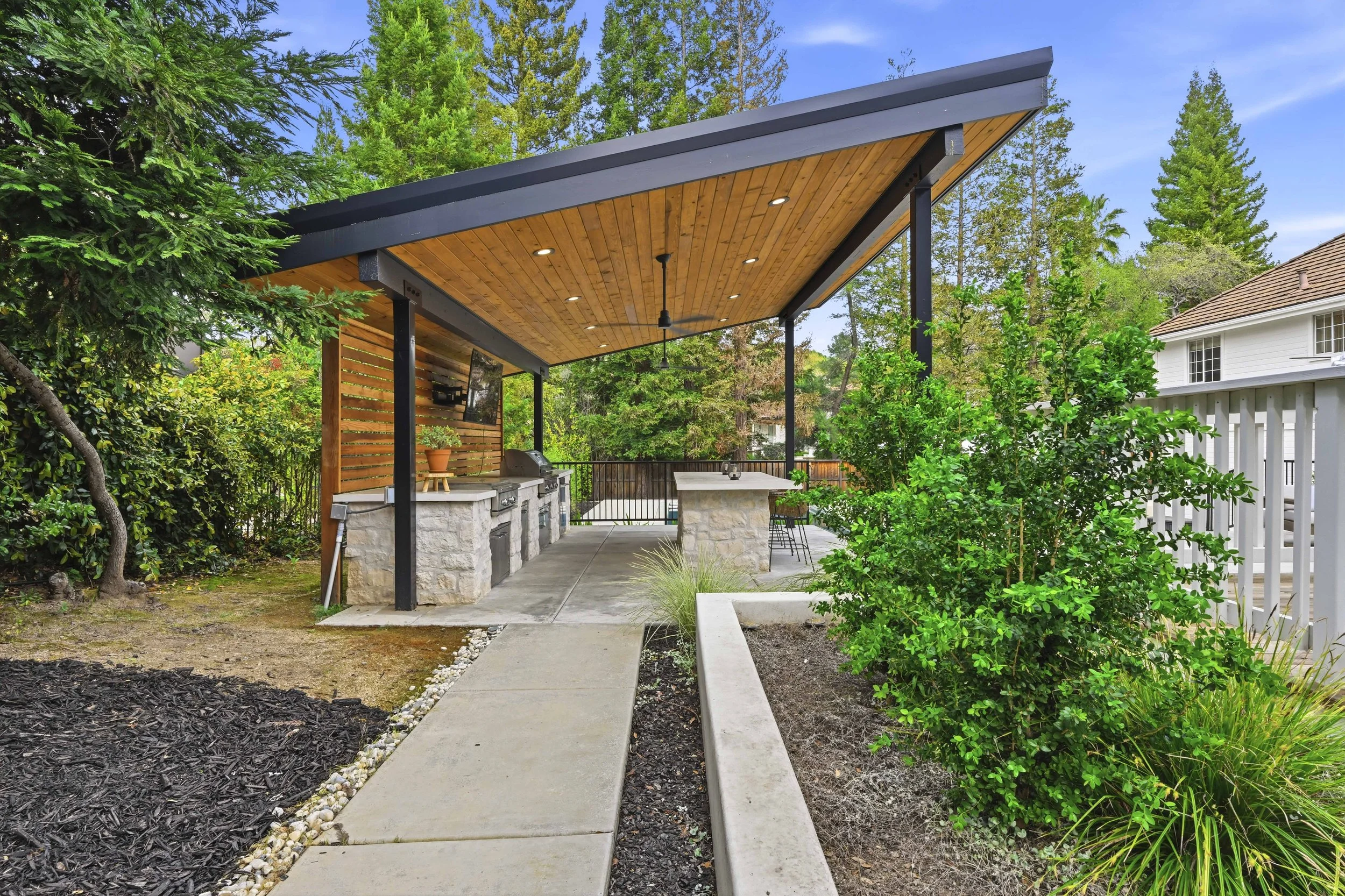 9660 Los Lagos Cir North - 104.jpg