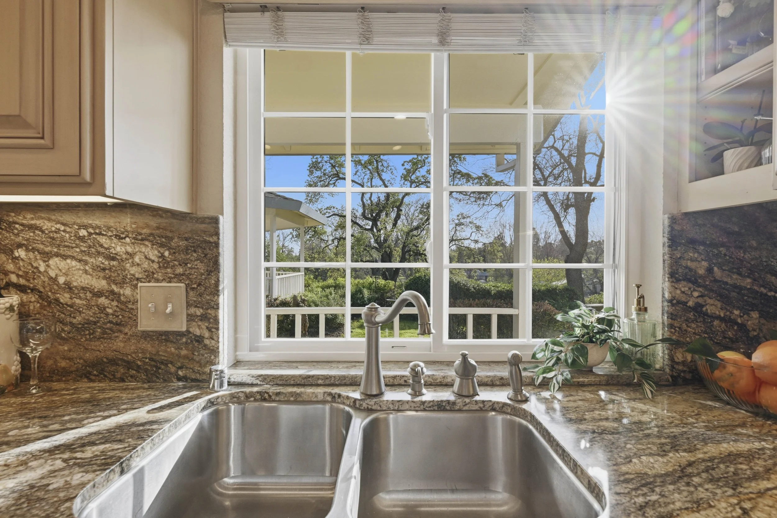 9240 Rock Springs Rd _112.jpg