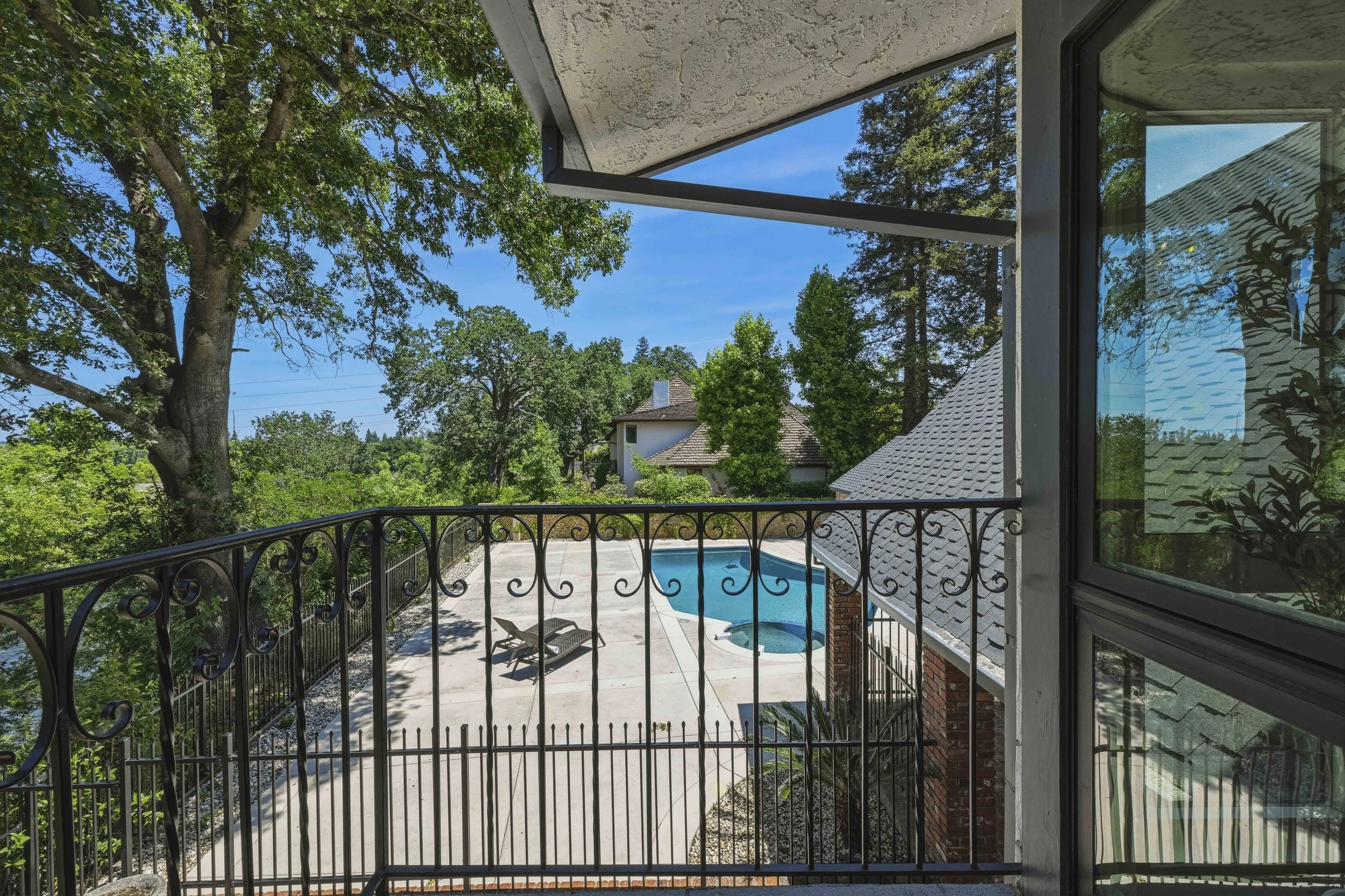 9815 Mira Del Rio Dr 116.jpg