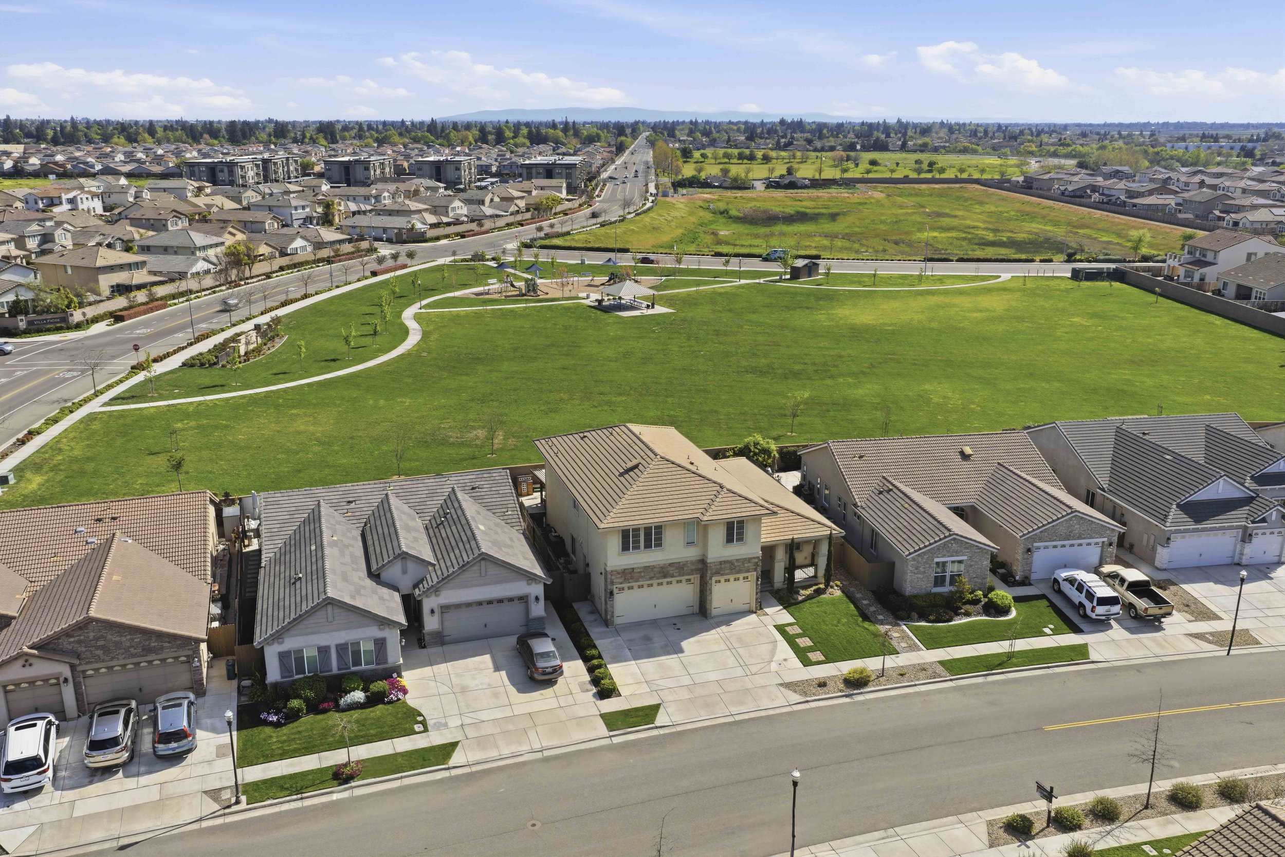 2012 Van Ruiten Dr _52.jpg