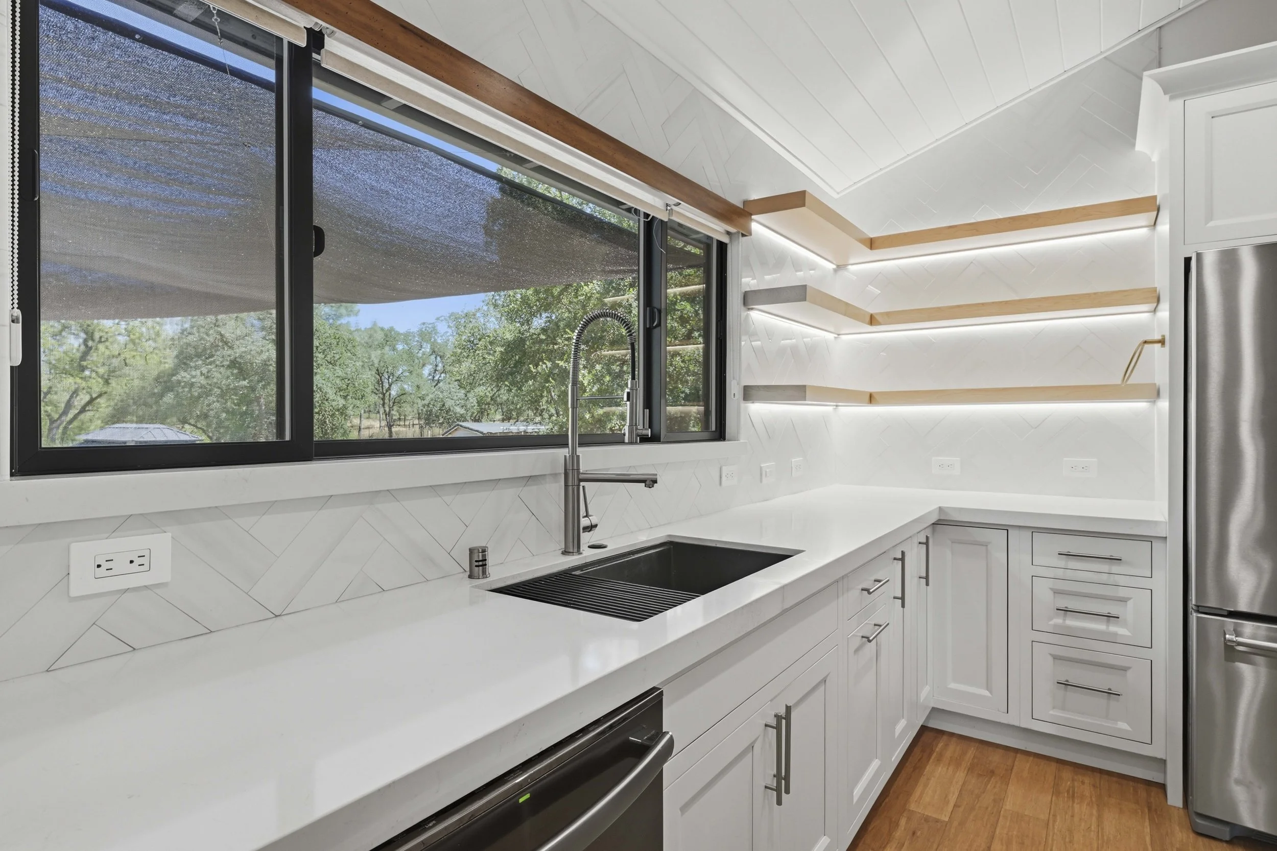 4440 Lawrence Dr _29.jpg