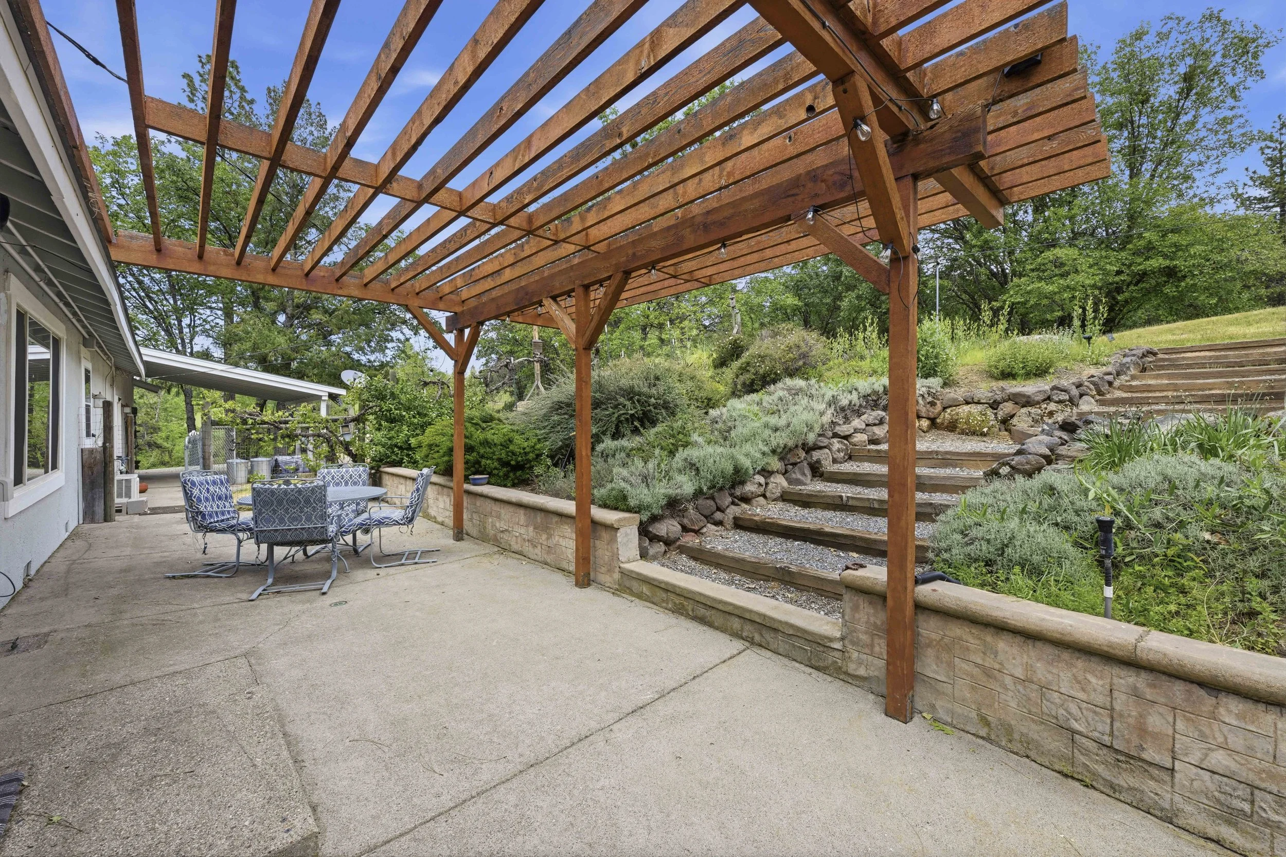 6169 Sweeney Rd 76.jpg