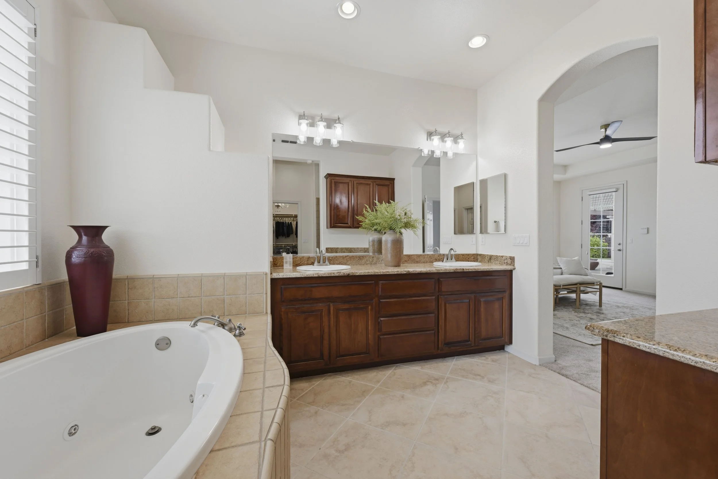 8357 Bridgestone Dr 72.jpg