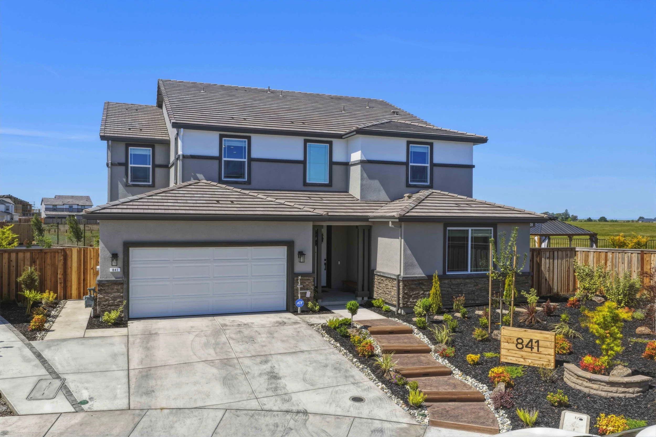 841 Rosette Ct - 6.jpg