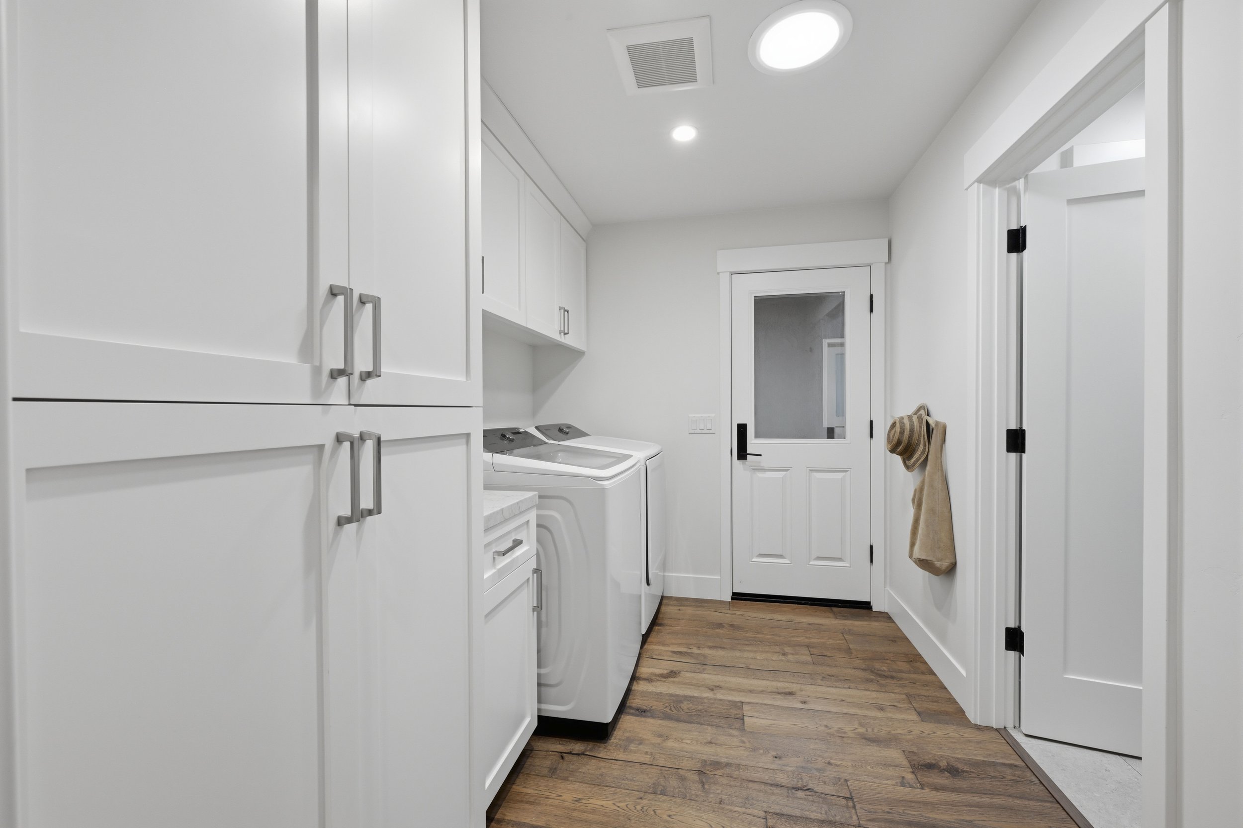 2929 Latham Dr _27.jpg