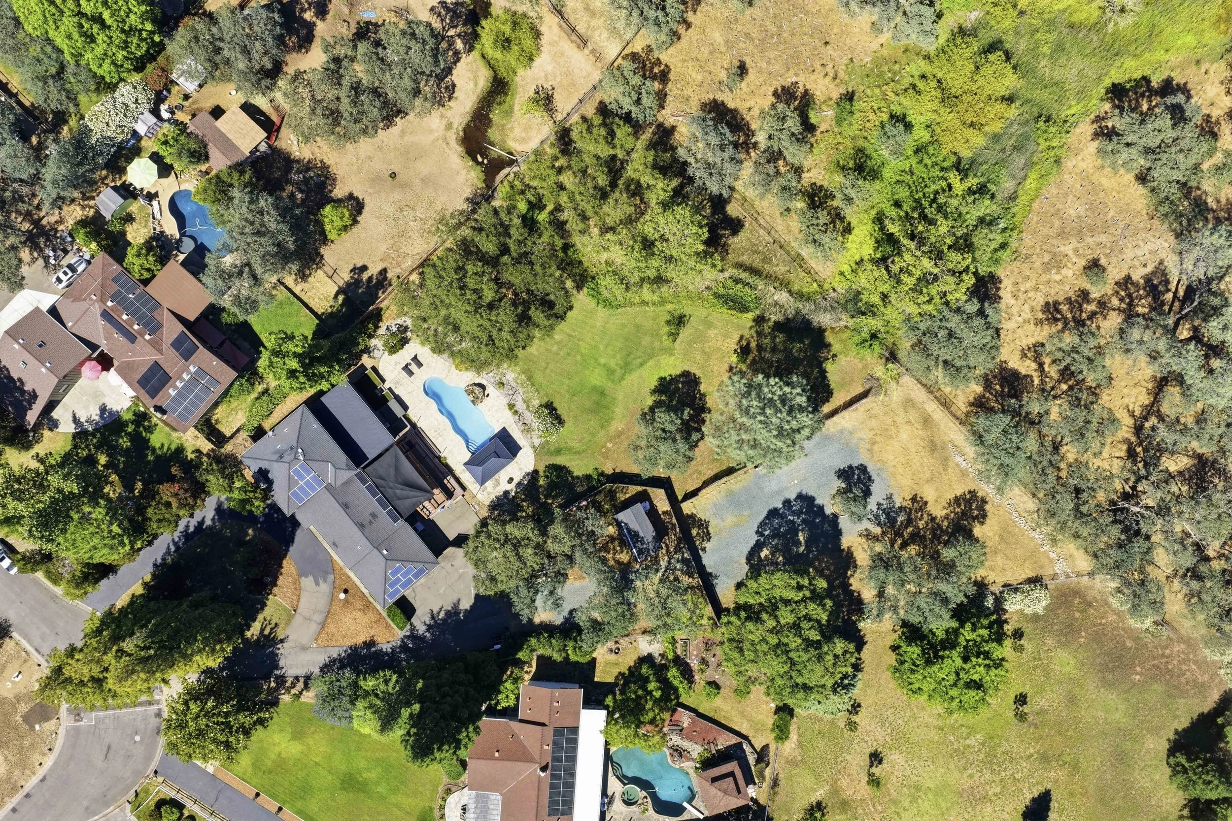 4440 Lawrence Dr _3.jpg