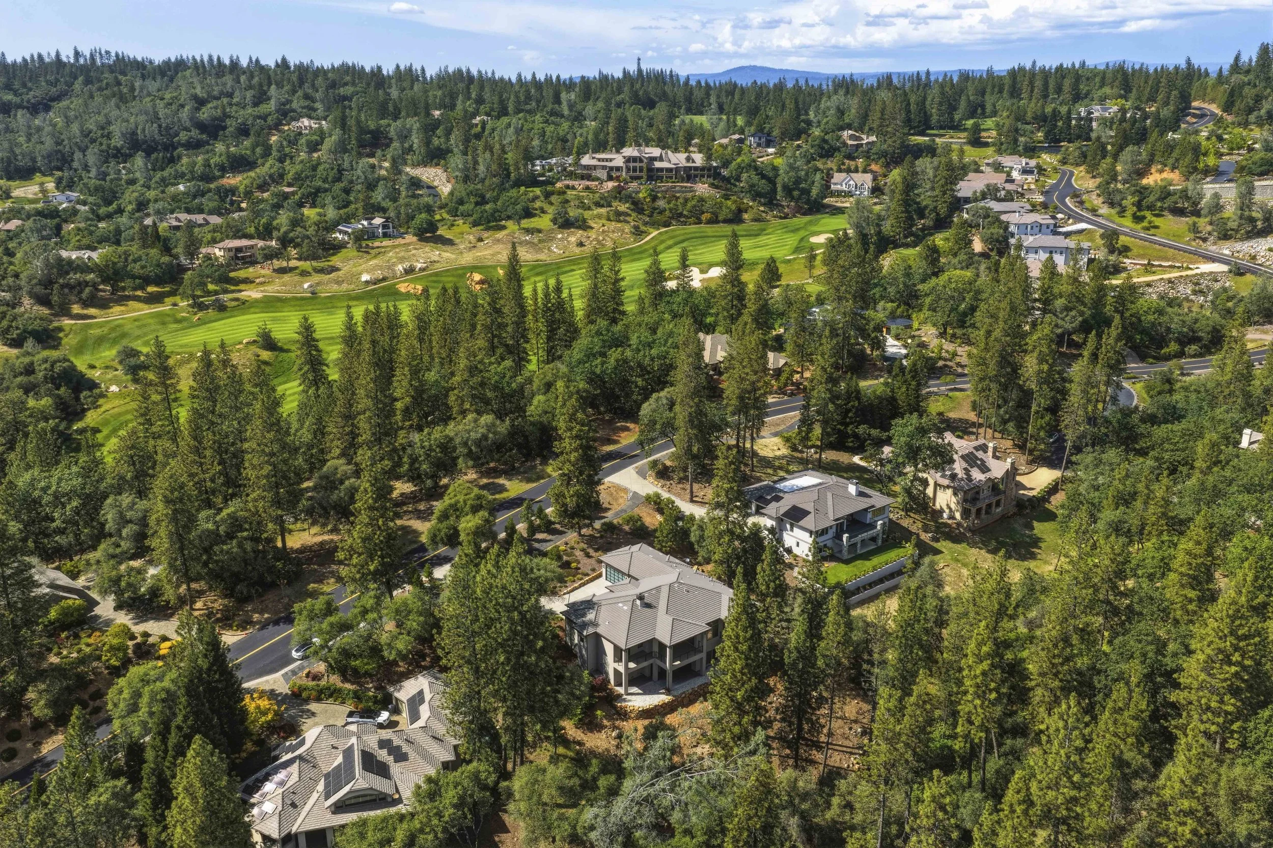 1455 Lodge View Dr 5.jpg