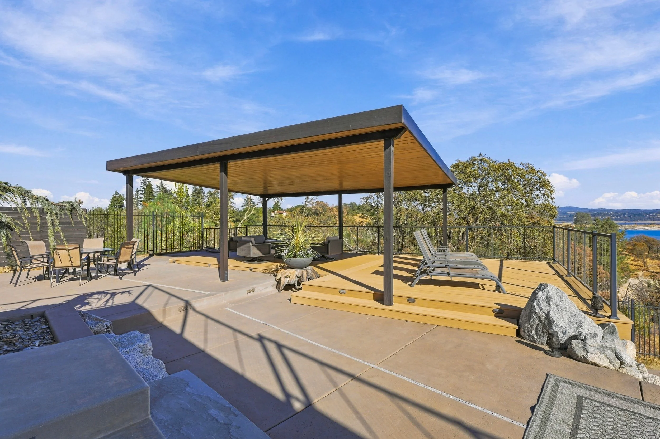 7882 Lakeshore Dr 84.jpg