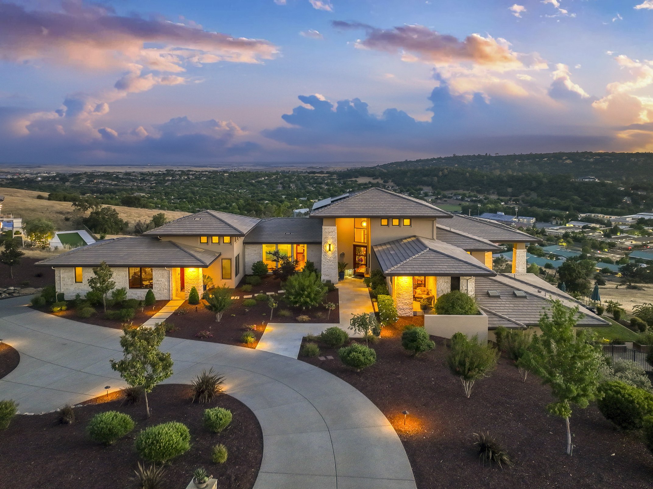 4374 Berkwood Ct 43.jpg