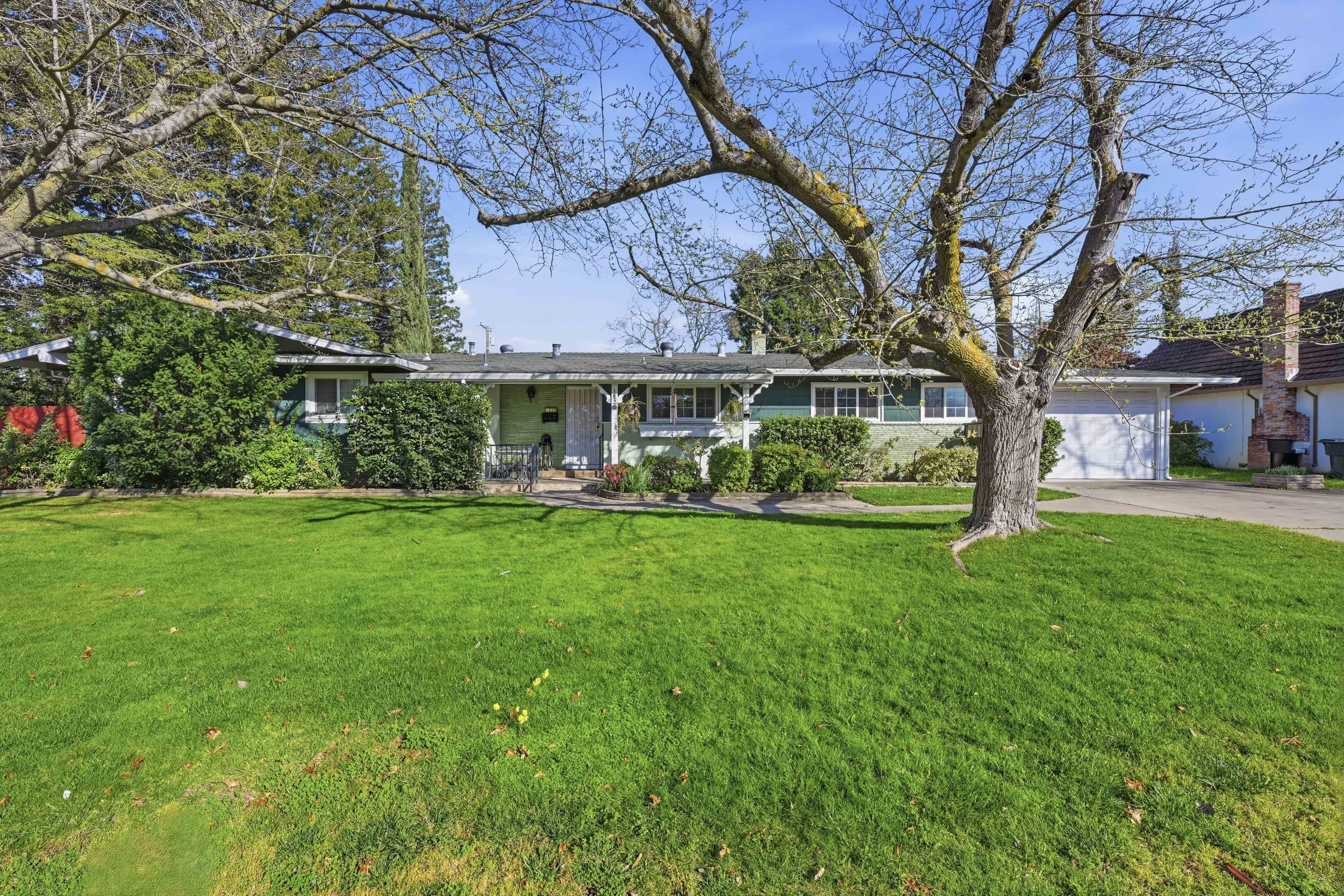 1820 Richmond St 9.jpg