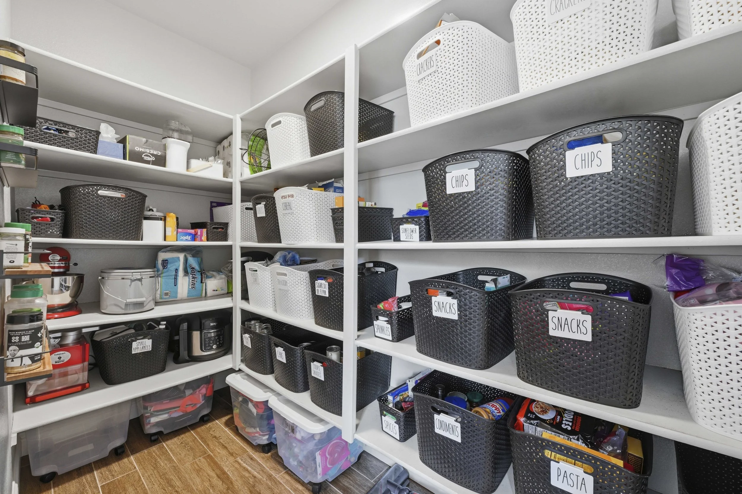 895 Calico Dr 70.jpg