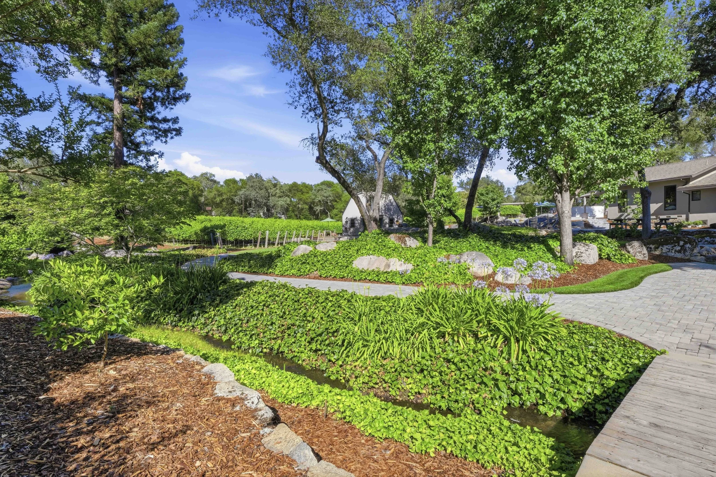 7905 Brook Ct 108.jpg