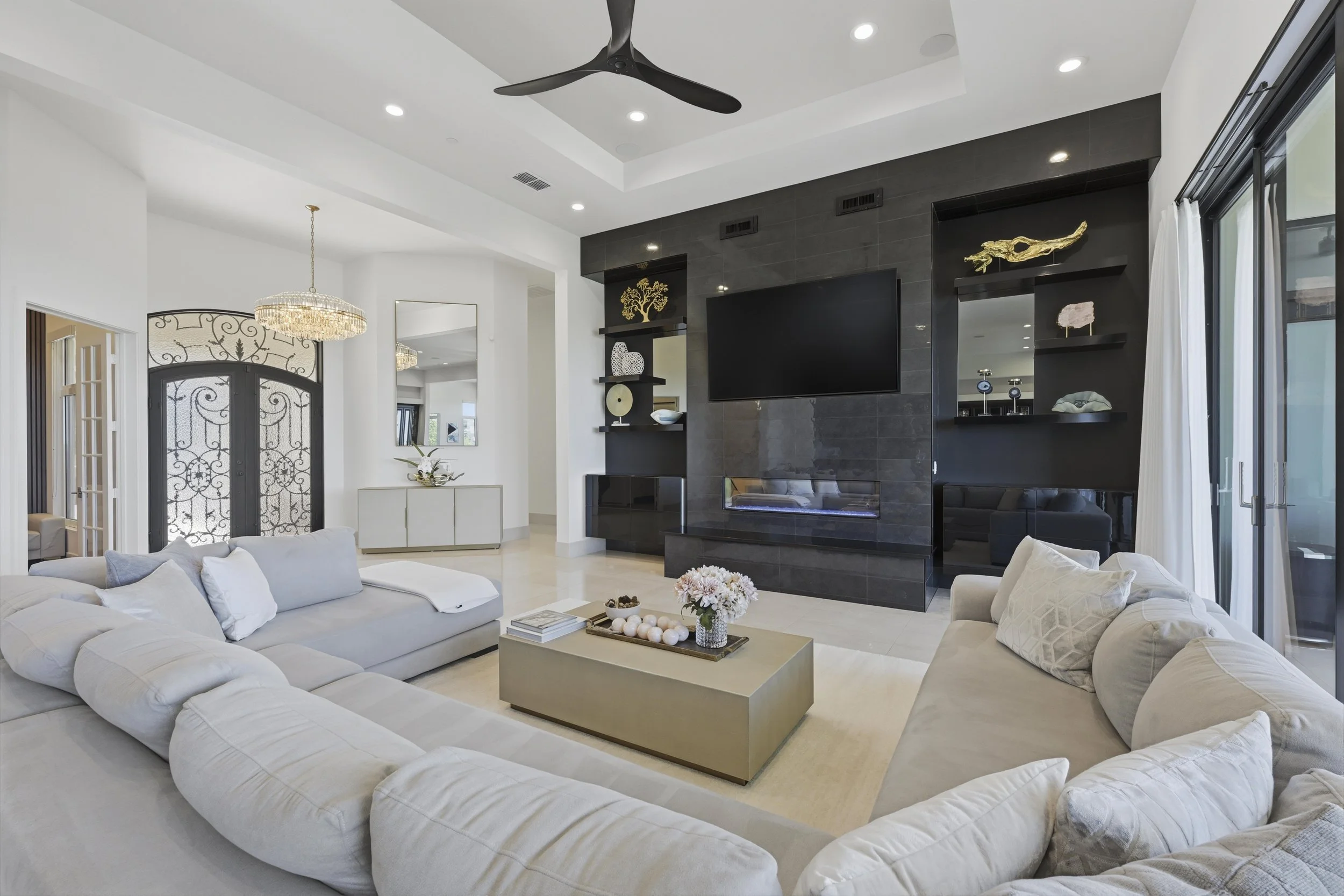 535 Serpa Way _24.jpg