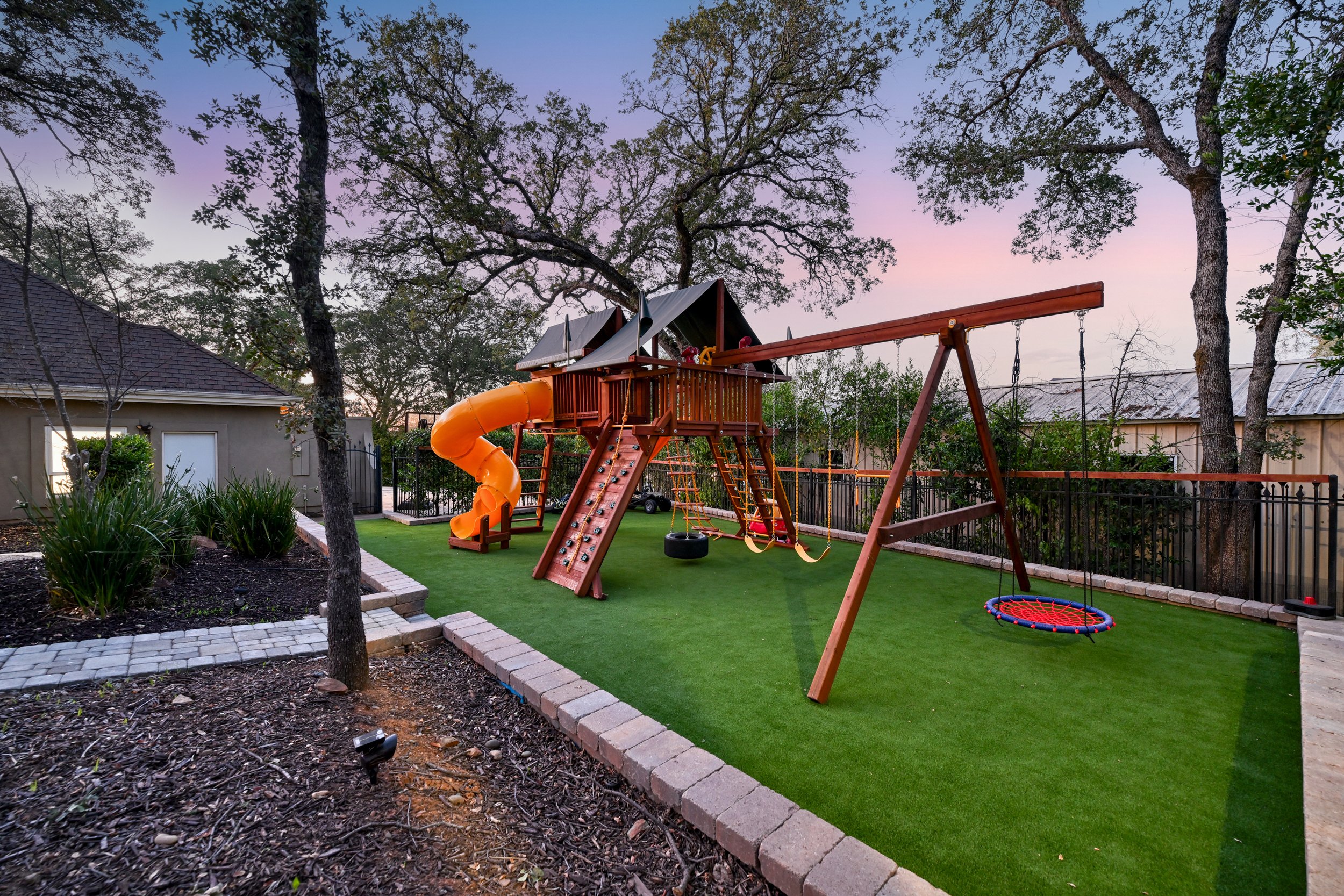 1194 Shetland Way - 34.jpg