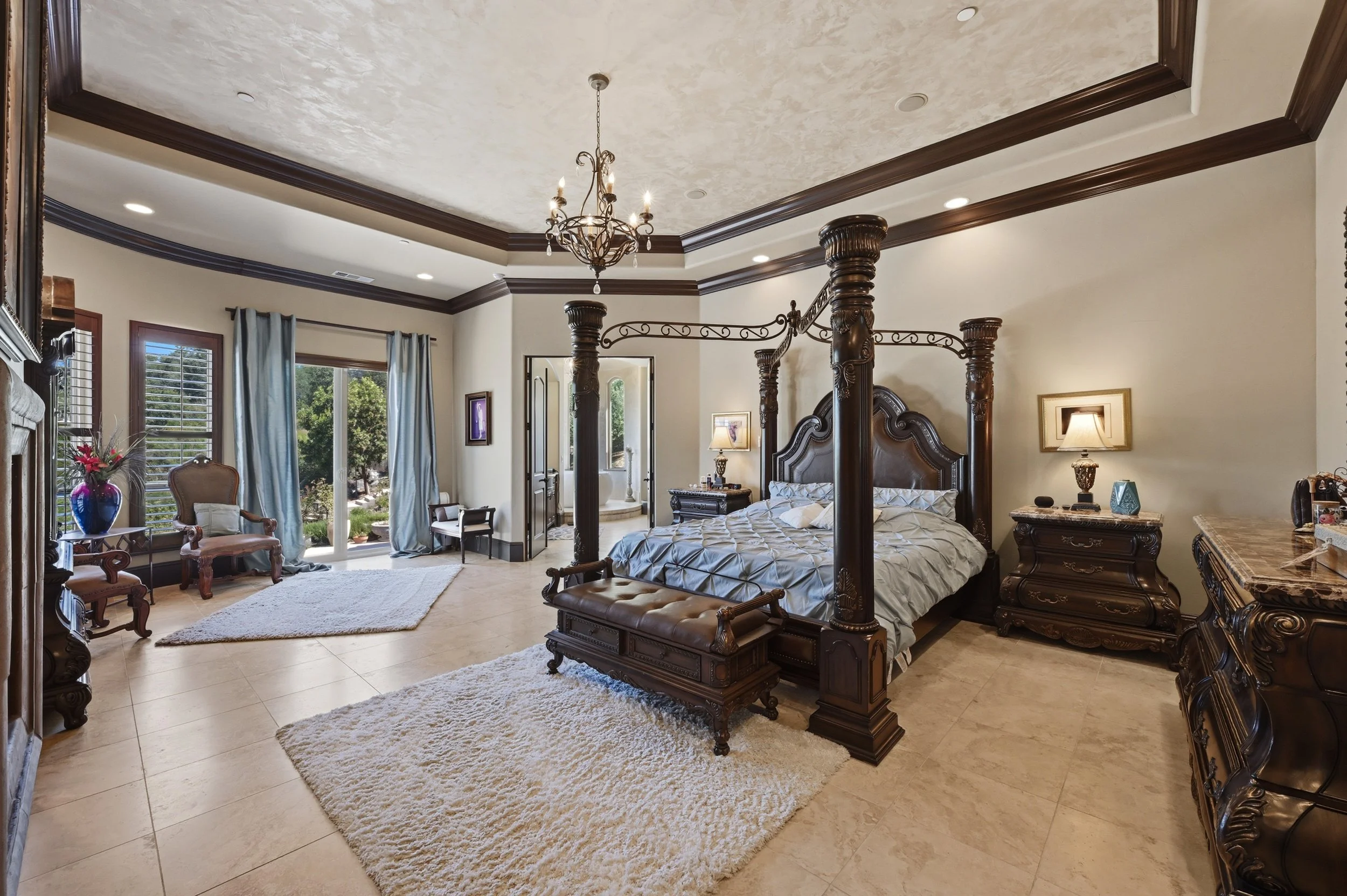 5645 Los Posas Way 41.jpg