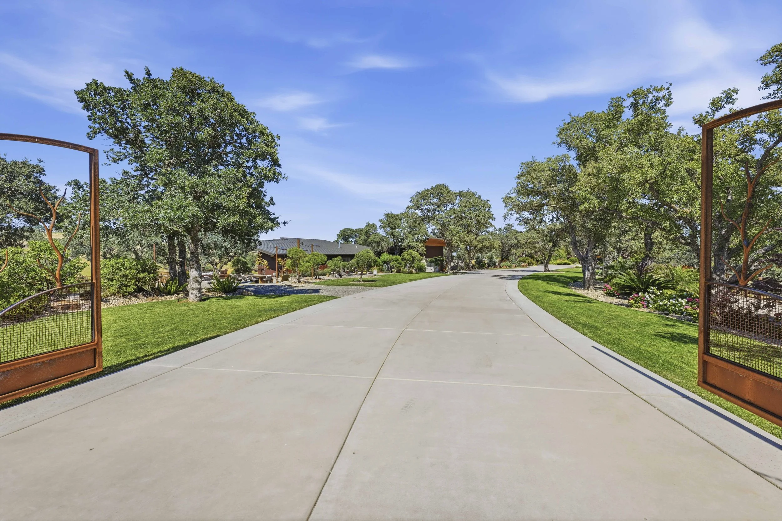26000 Venado Dr - Daytime _69.jpg