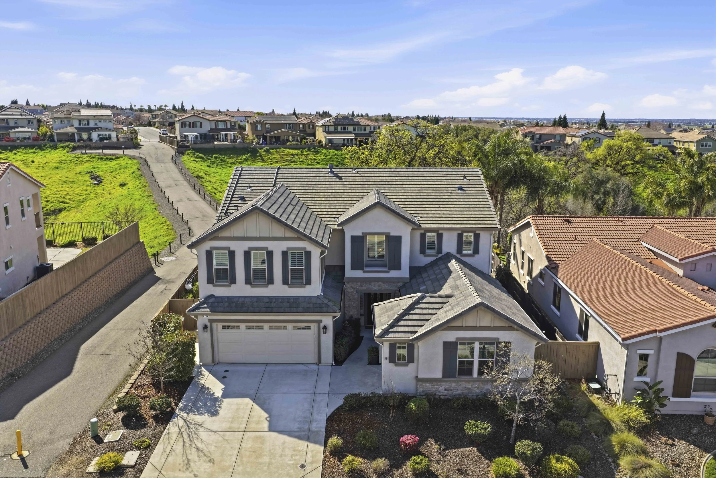 2714 Hidden Trail Loop 41.jpg