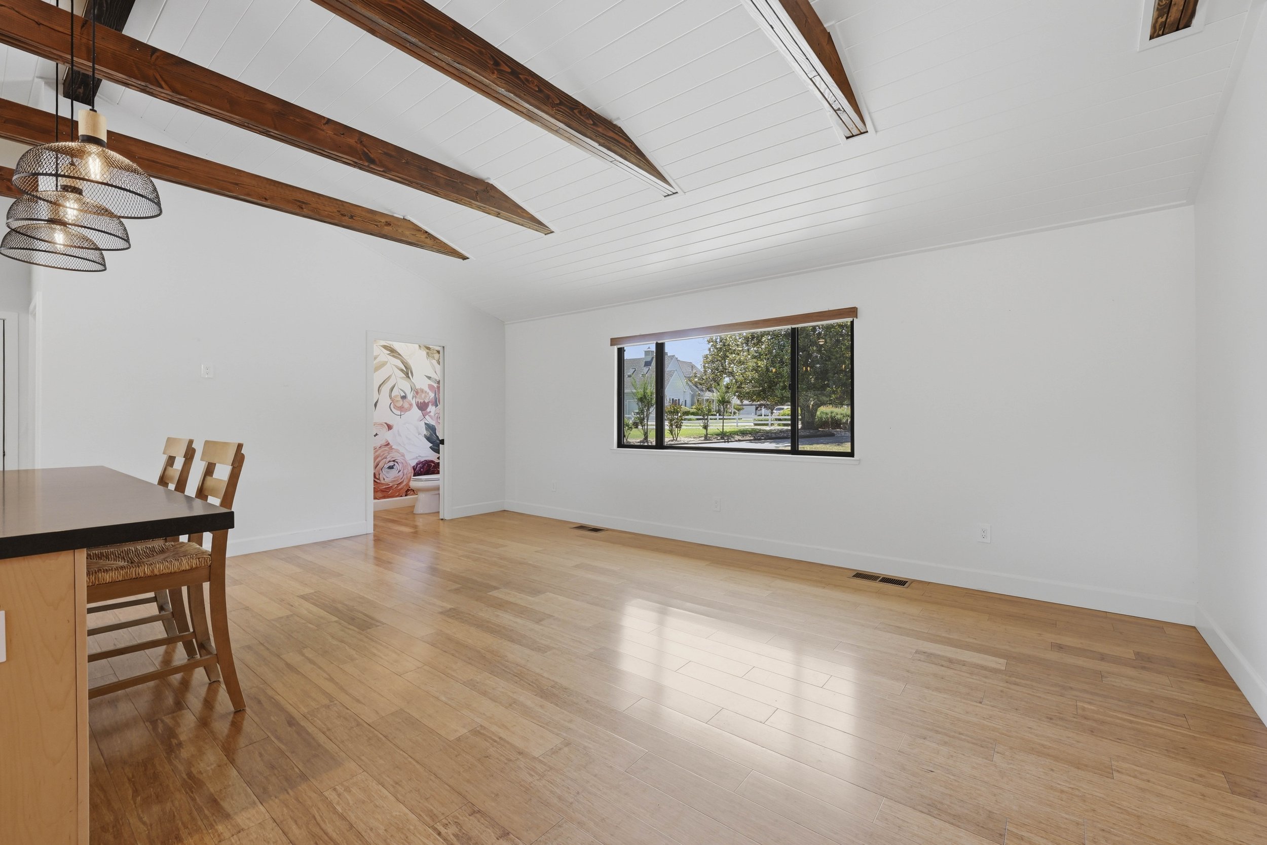 4440 Lawrence Dr _36.jpg