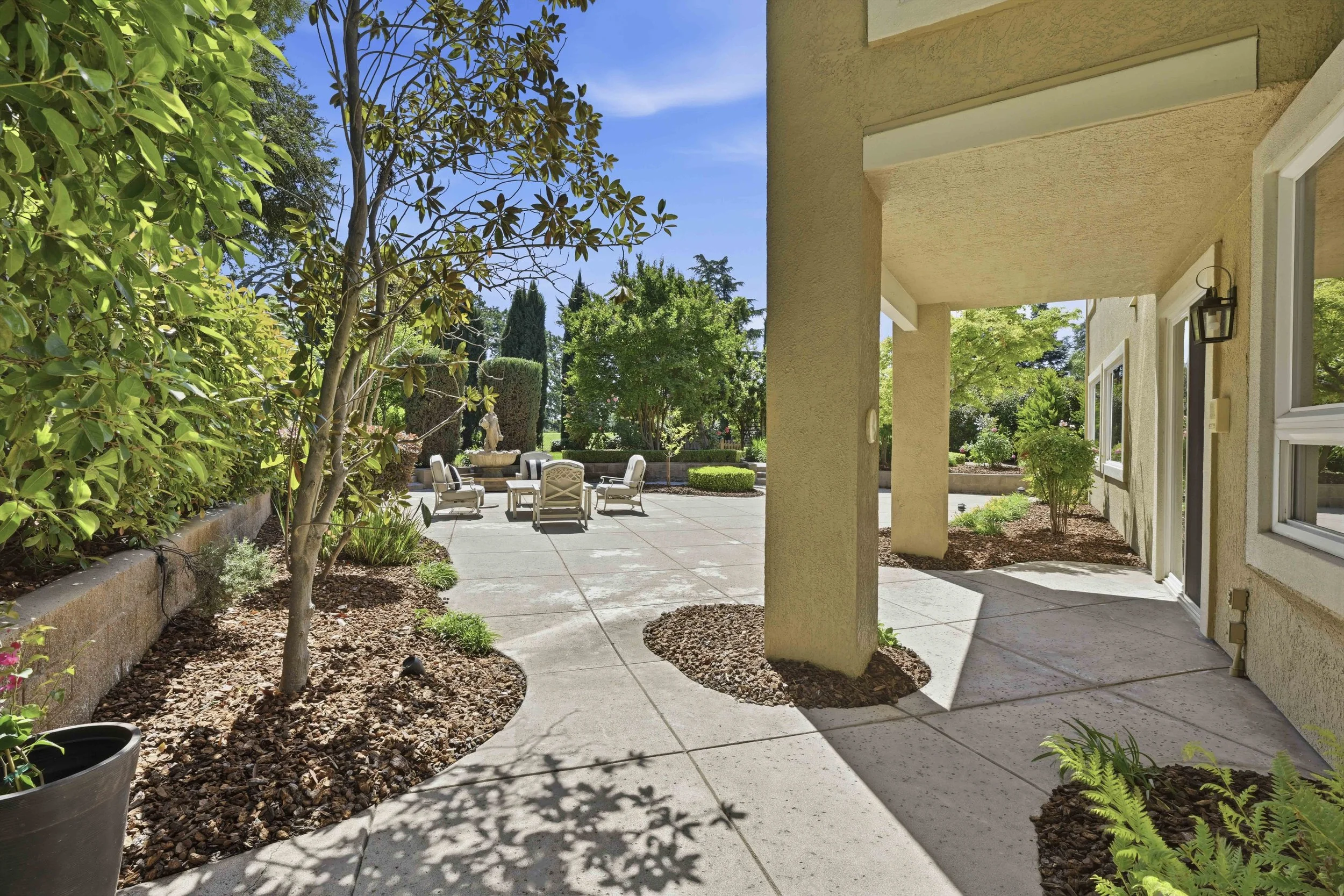 2228 Belvedere Cir _63.jpg