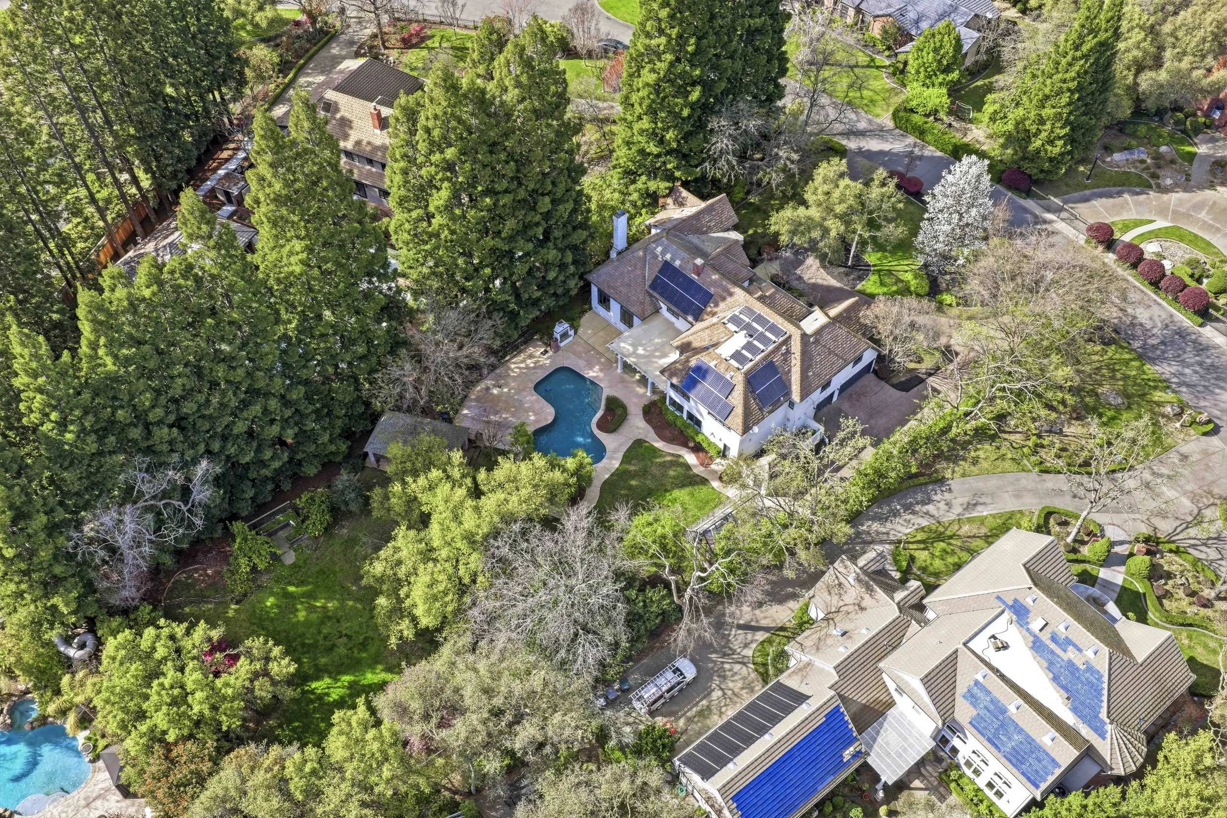 7475 Shelborne Dr 5.jpg