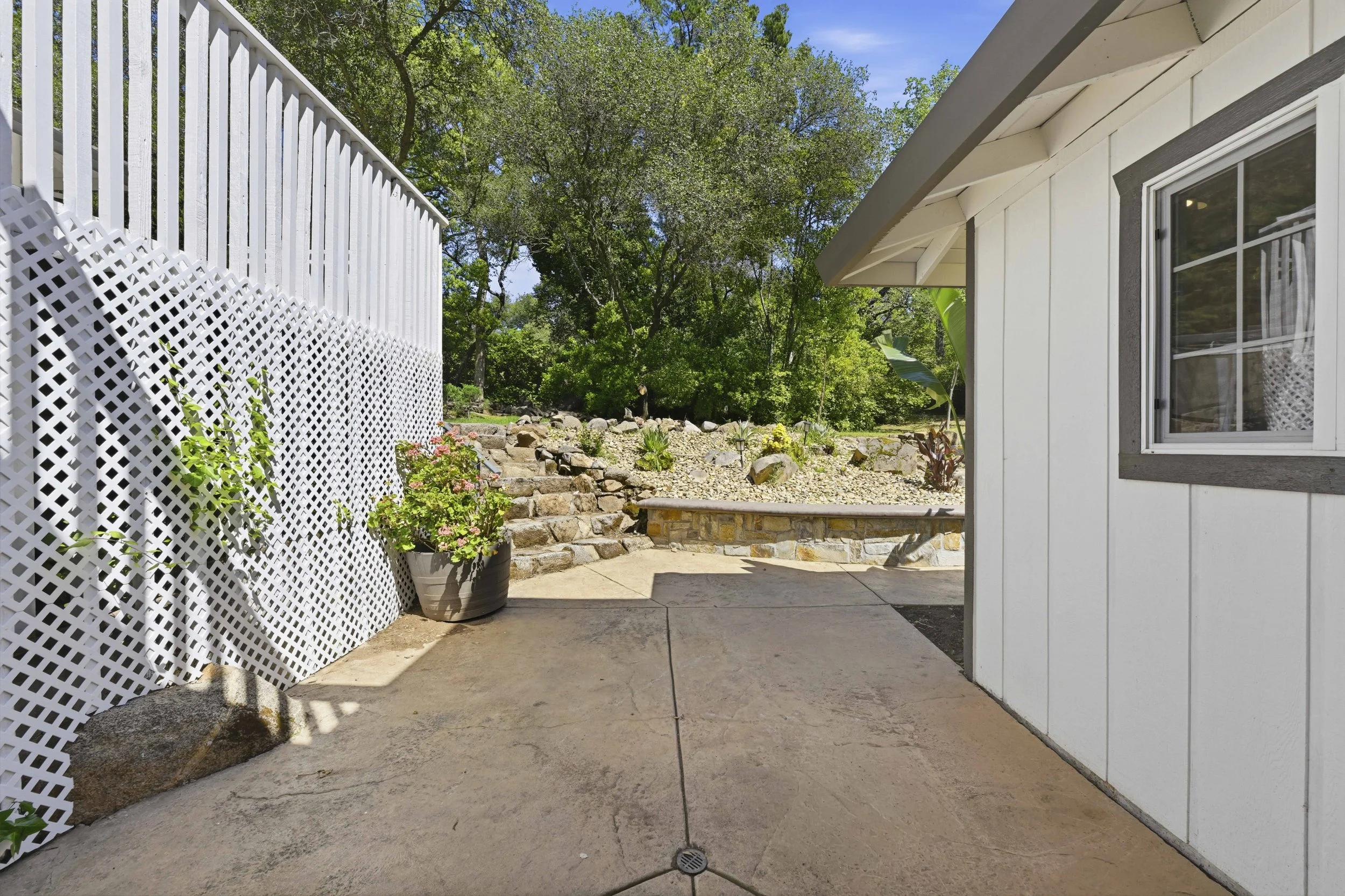 8177 N Lake Cir 10.jpg