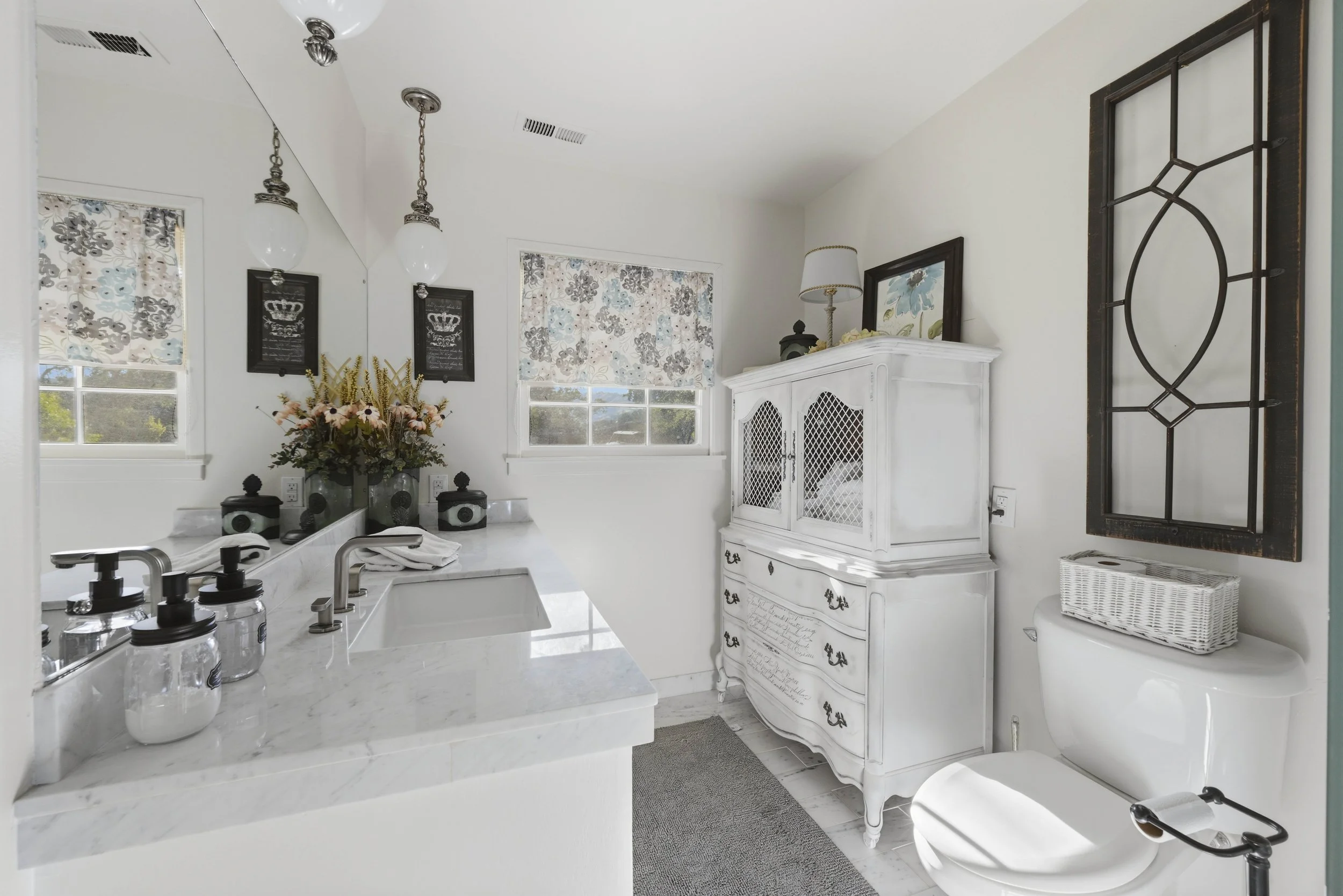 26000 Venado Dr - Guest House  - 27.jpg