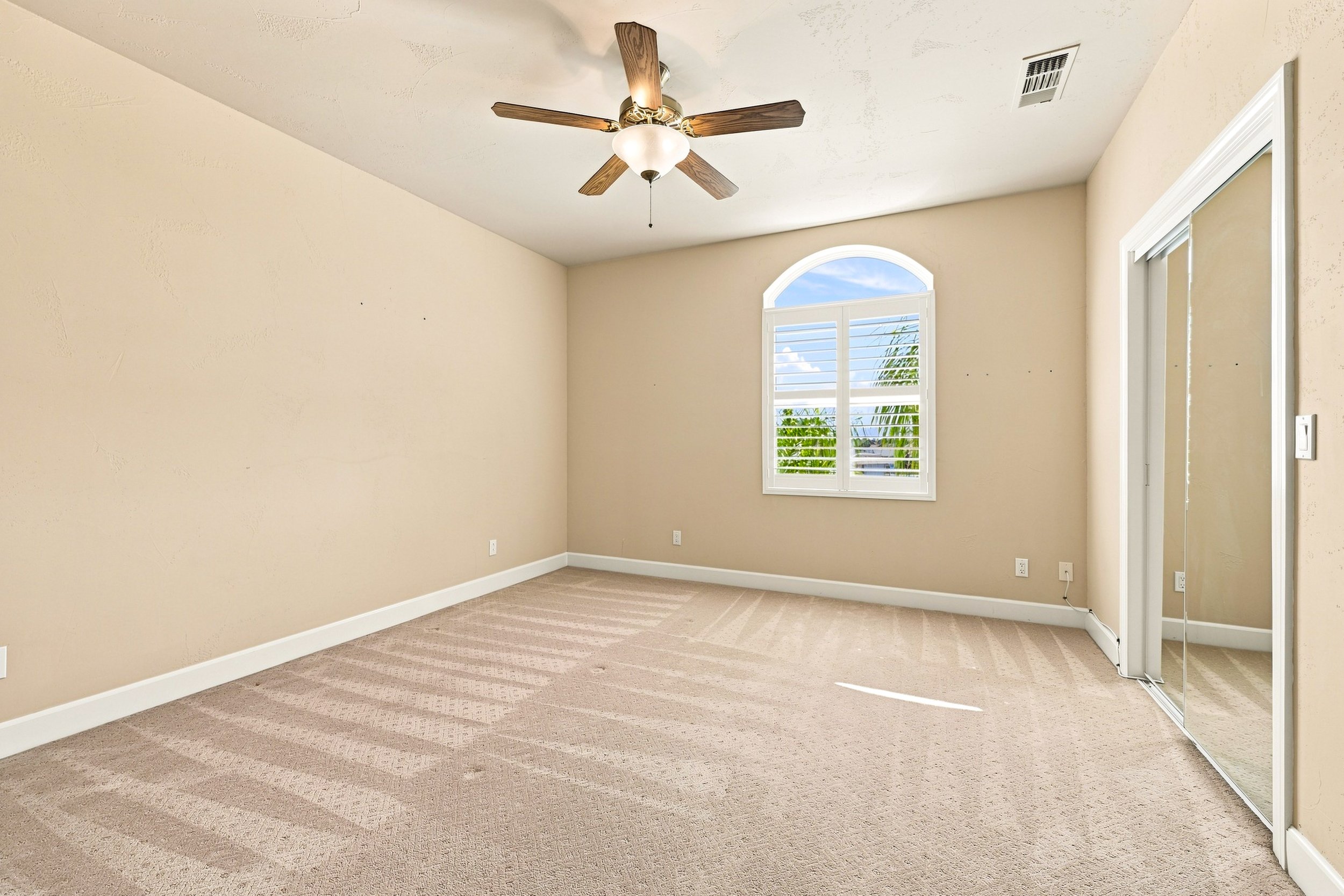 885 Willow Lake Rd 70.jpg