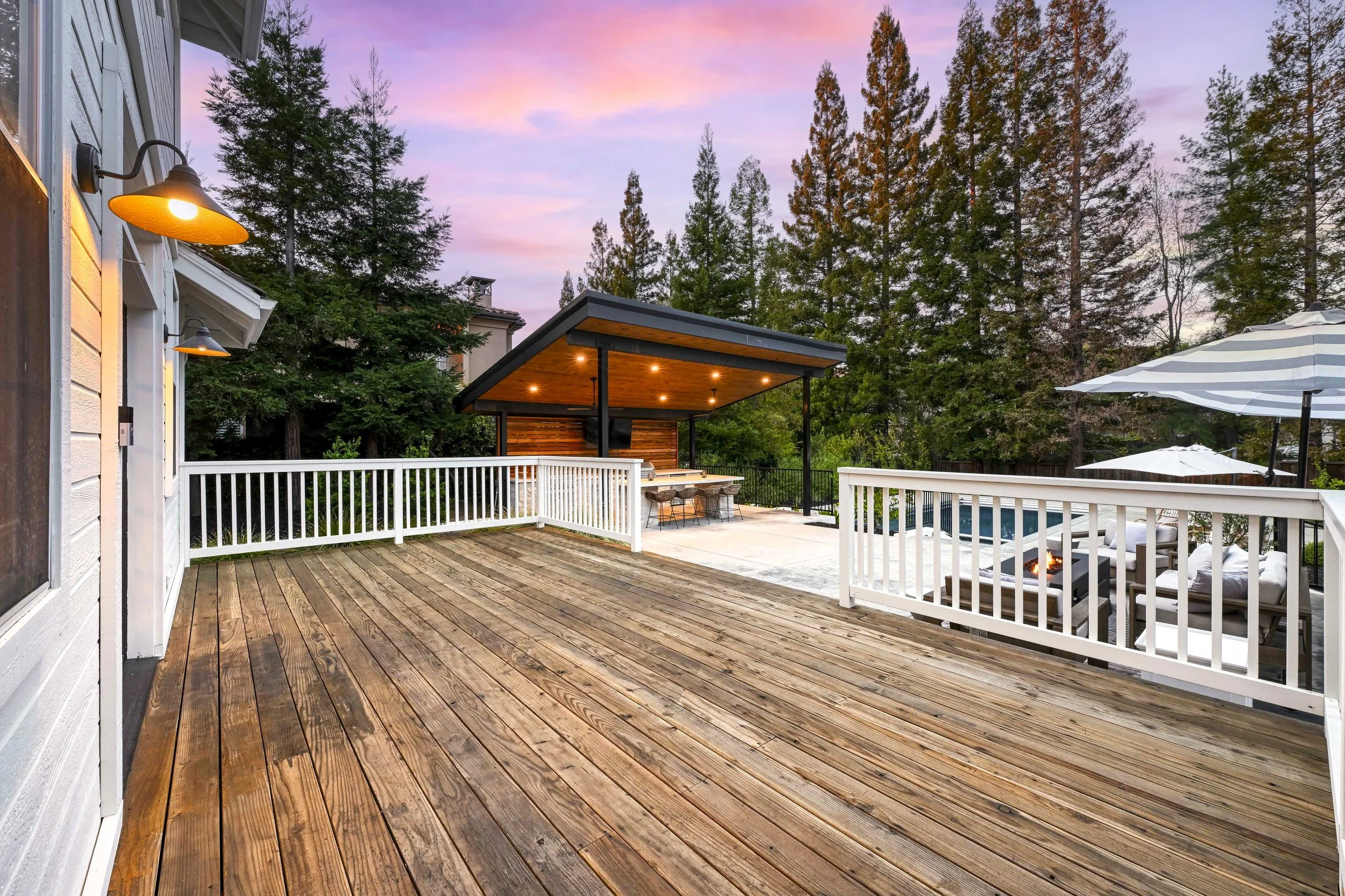 9660 Los Lagos Cir North - 8.jpg