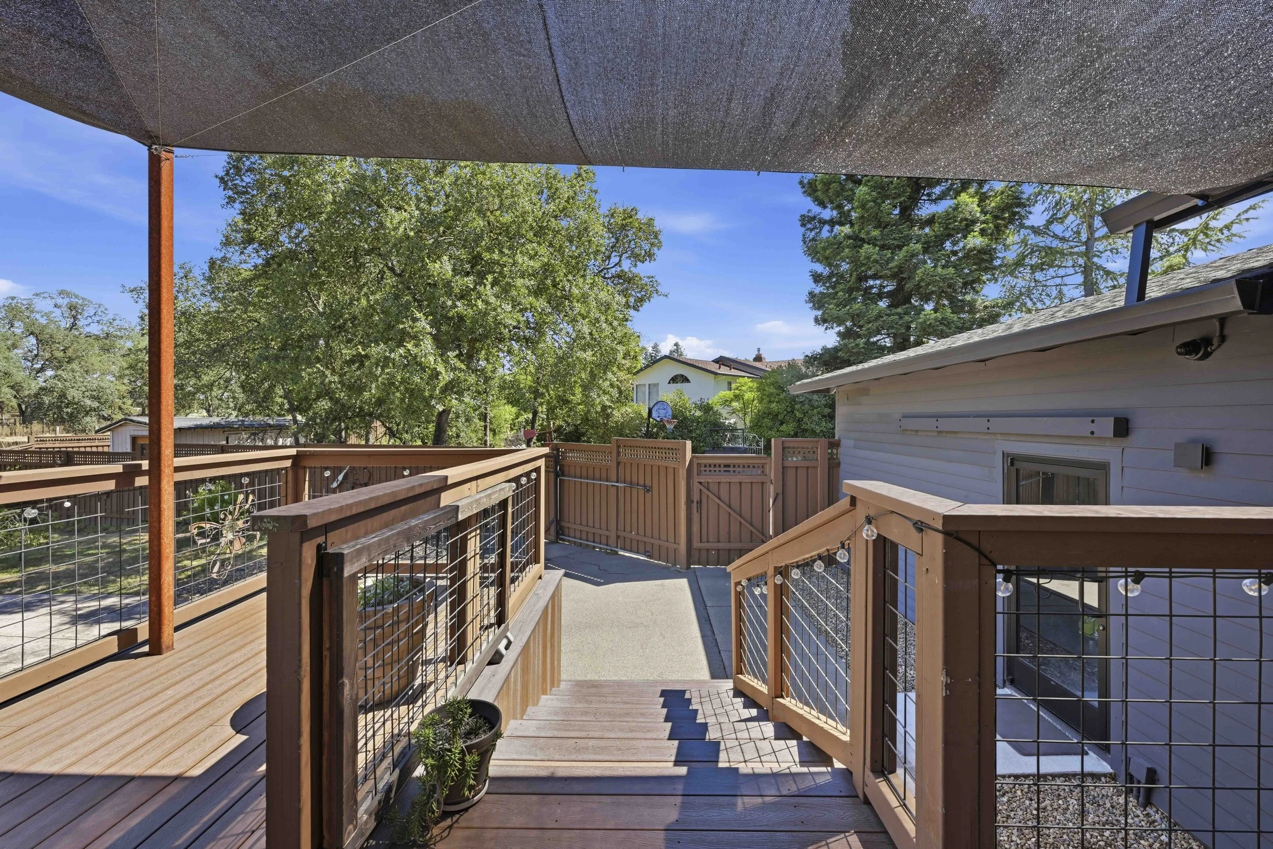 4440 Lawrence Dr _87.jpg