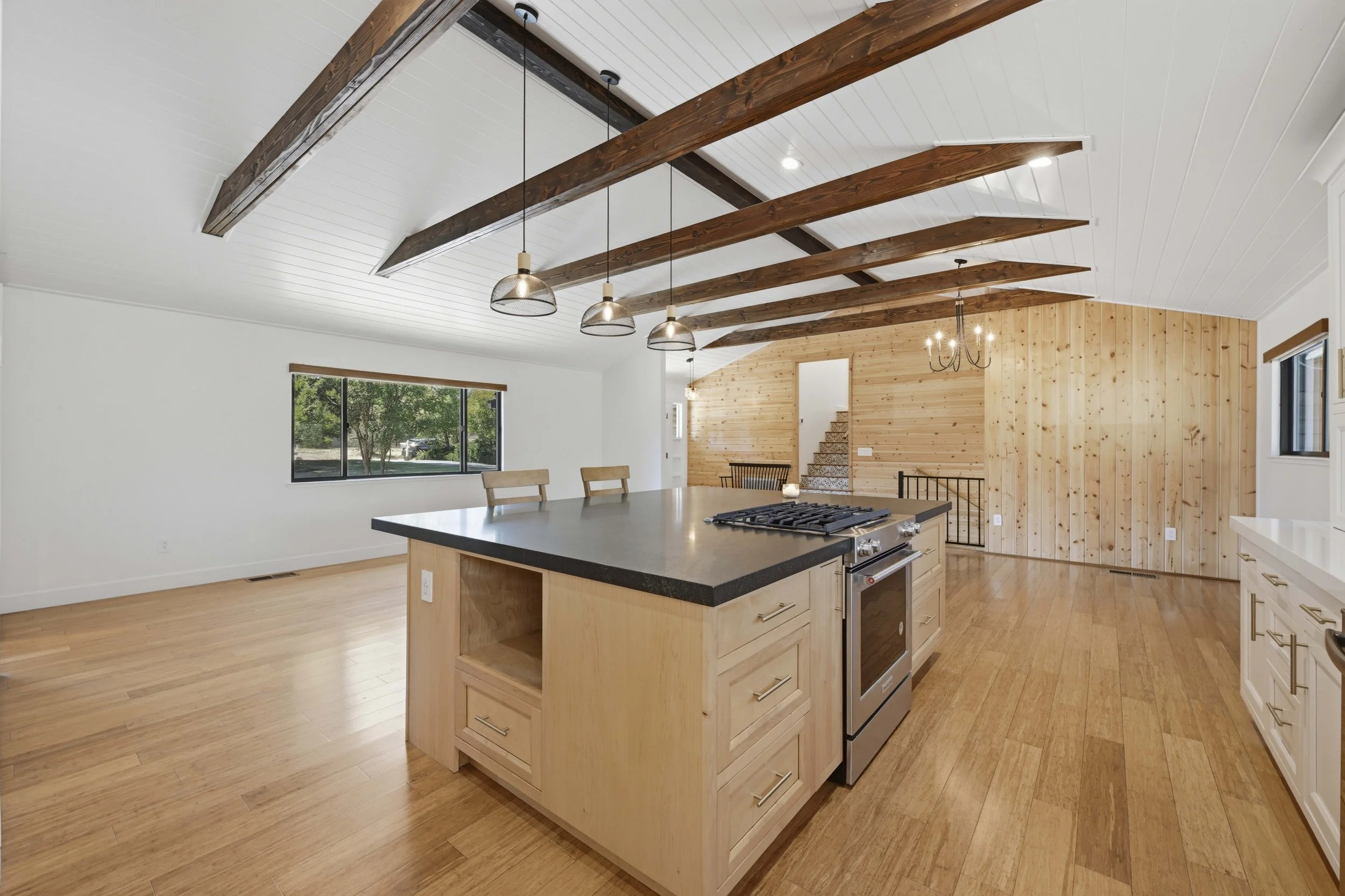 4440 Lawrence Dr _31.jpg