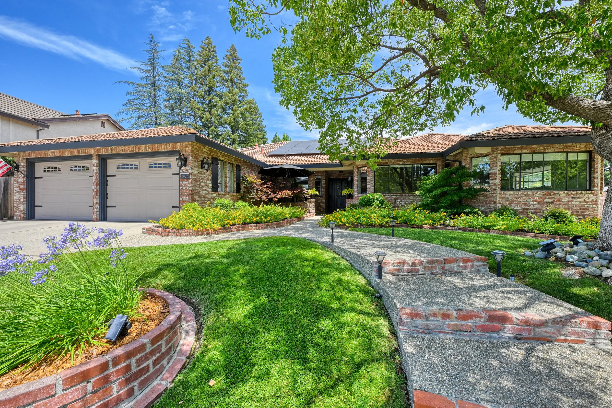 3737 Sweetwater Dr 31.jpg
