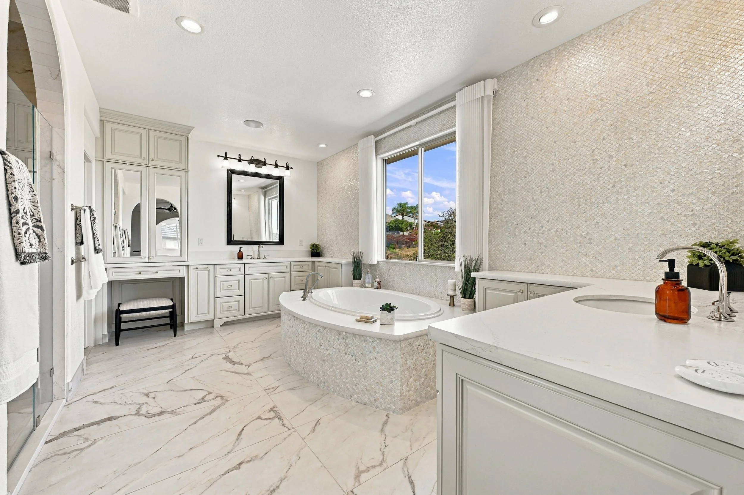 3391 Black Oak Dr 84.jpg