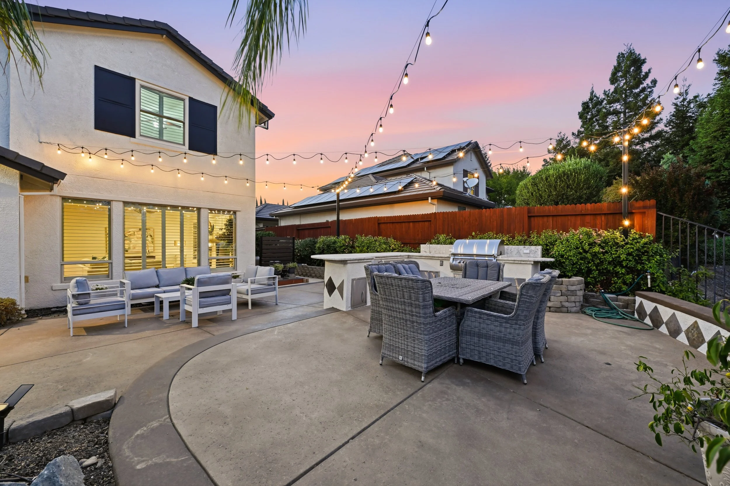 3391 Black Oak Dr 21.jpg