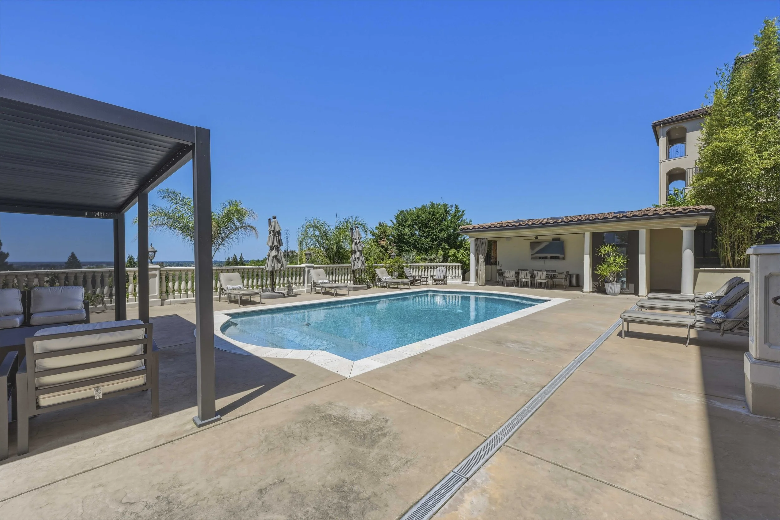 535 Serpa Way _93.jpg