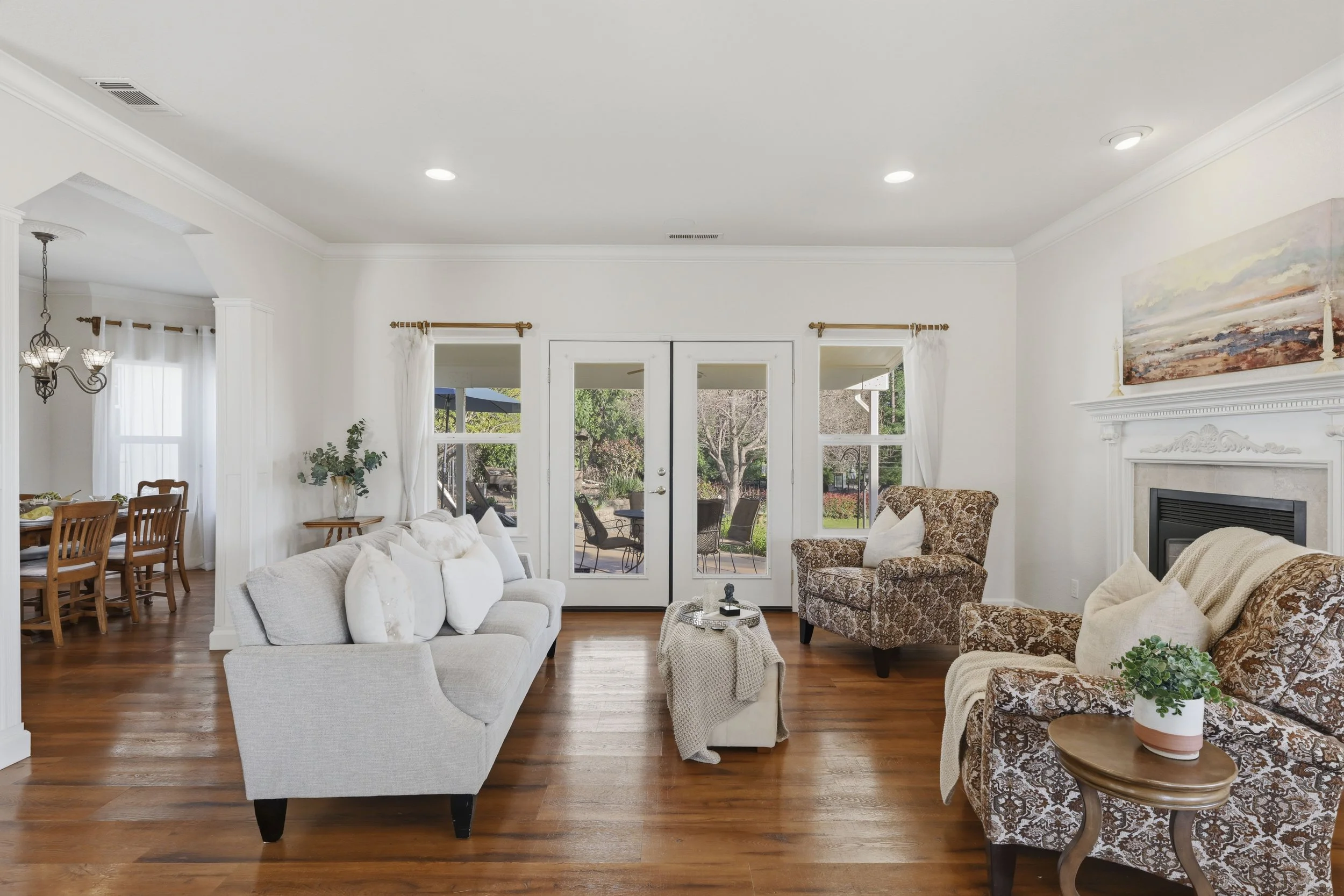 9240 Rock Springs Rd _100.jpg