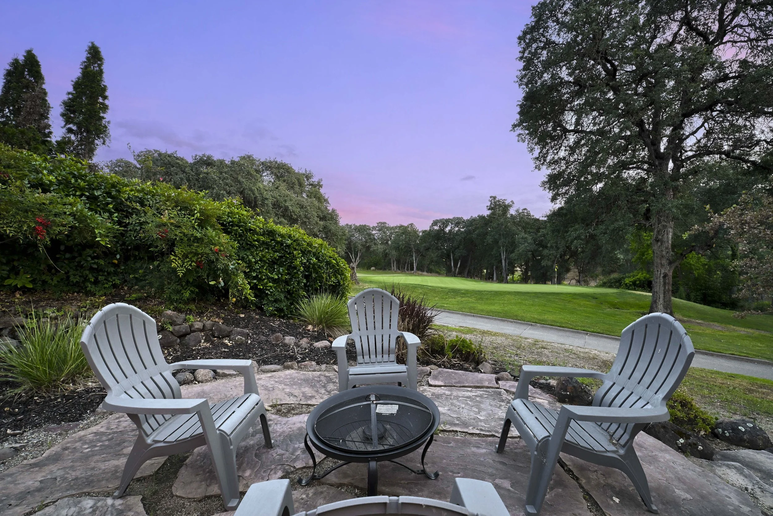 3702 Lindbrook Dr 103.jpg
