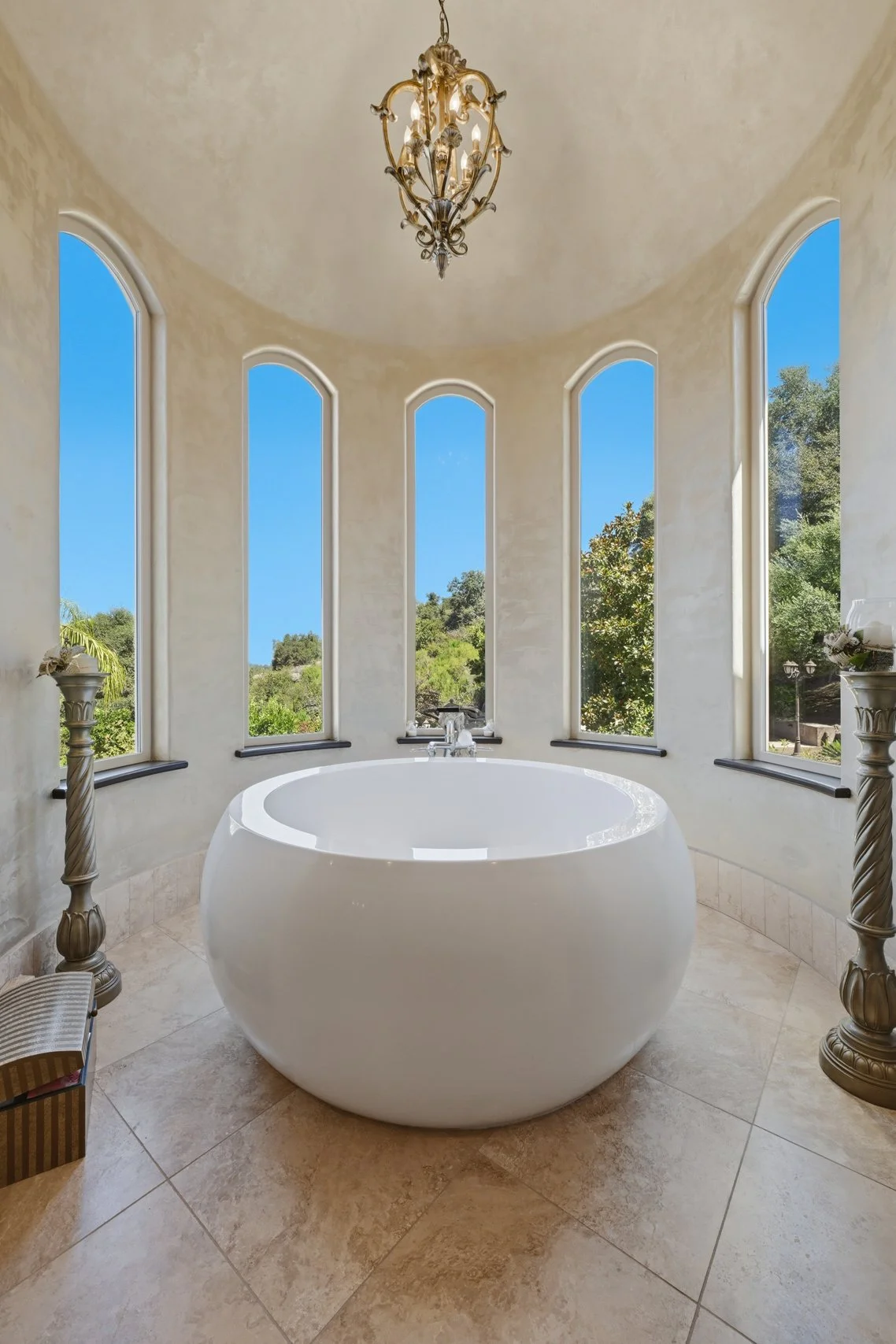 5645 Los Posas Way 46.jpg