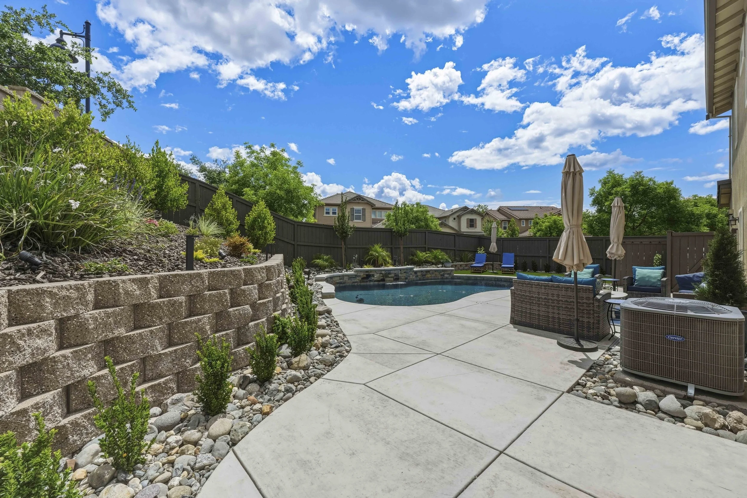 895 Calico Dr 97.jpg