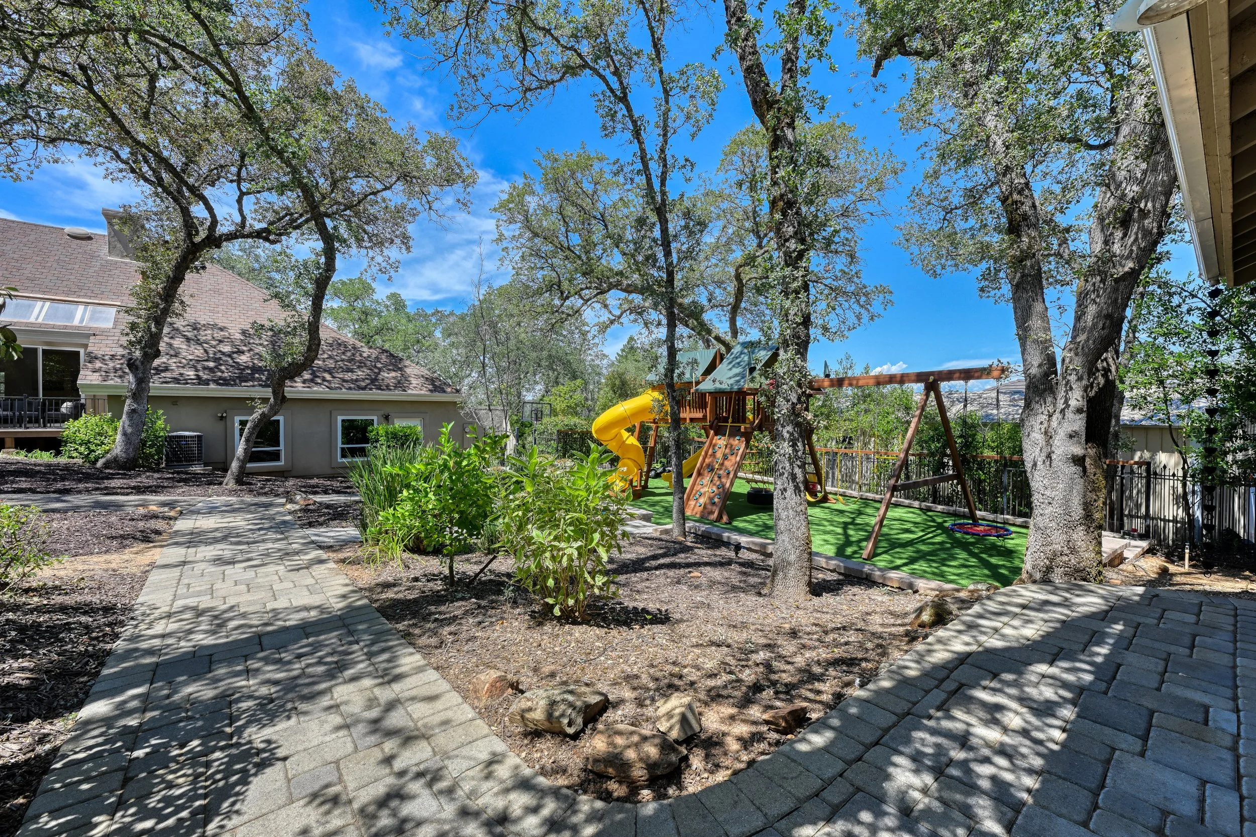 1194 Shetland Way - 115.jpg