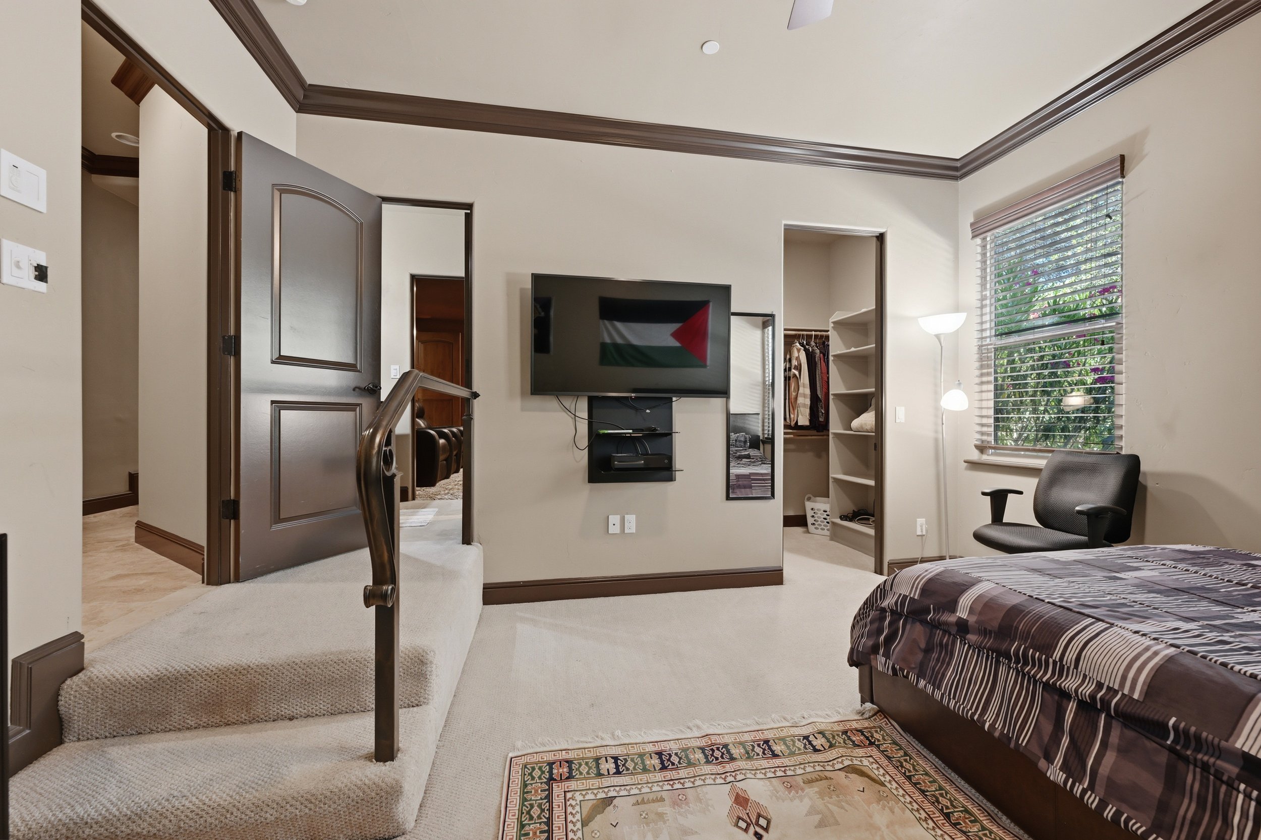 5645 Los Posas Way 57.jpg