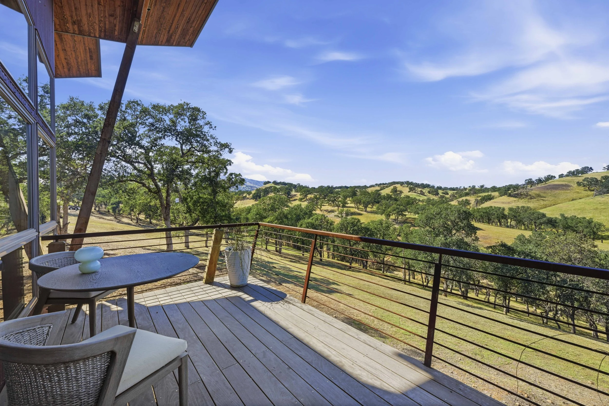 26000 Venado Dr - Main House  - 23.jpg