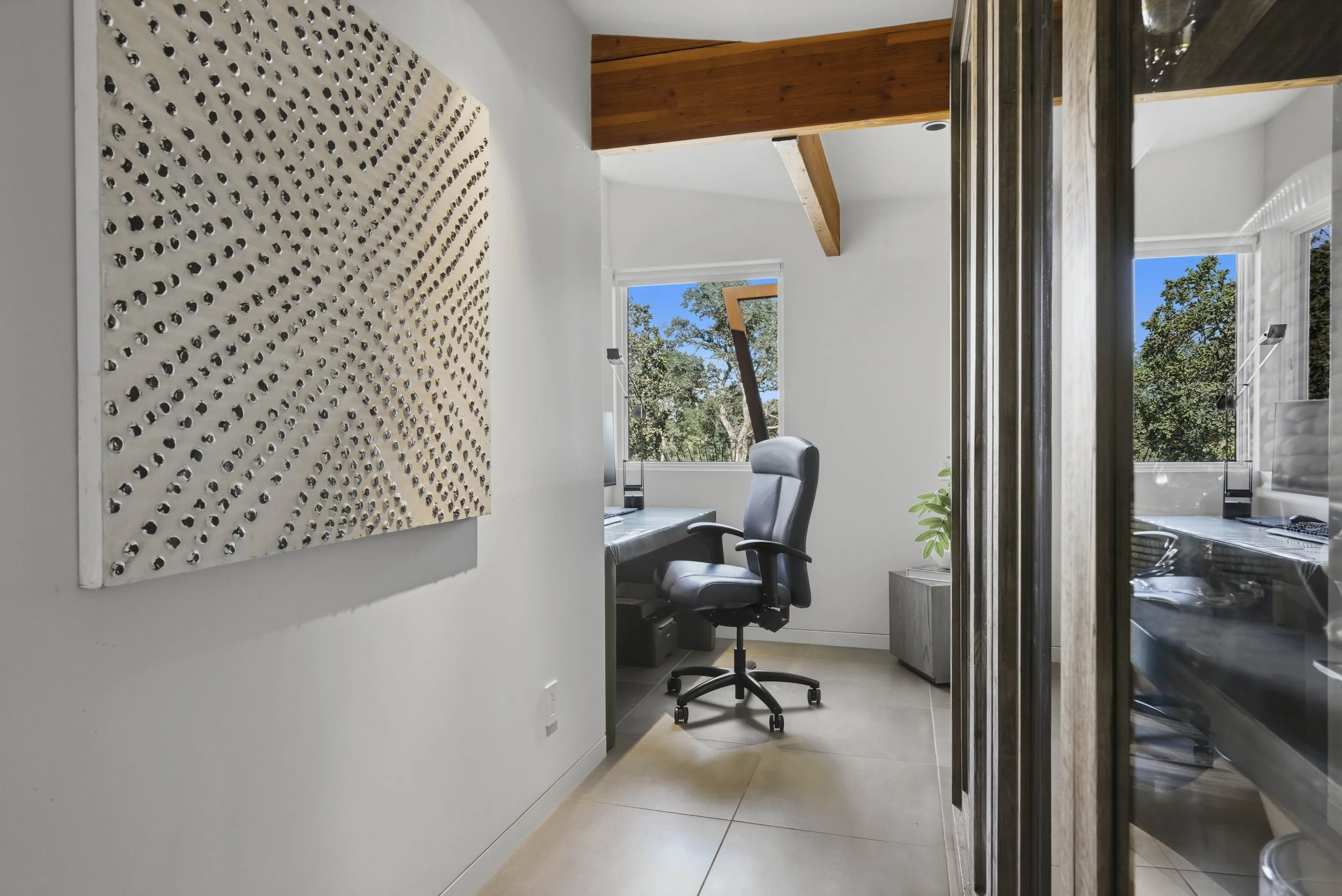 26000 Venado Dr - Main House  - 42.jpg