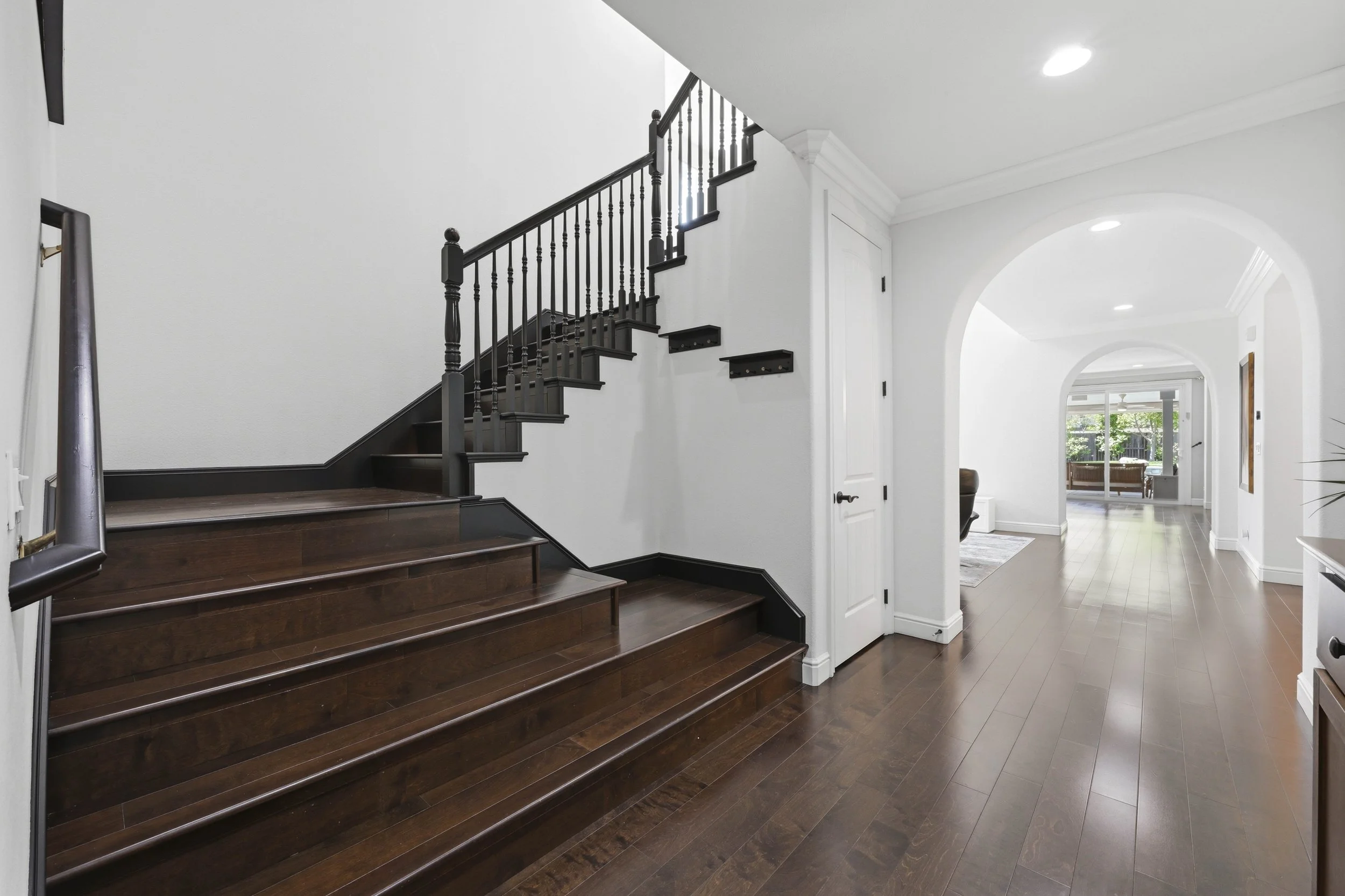 9525 Littoral St _17.jpg