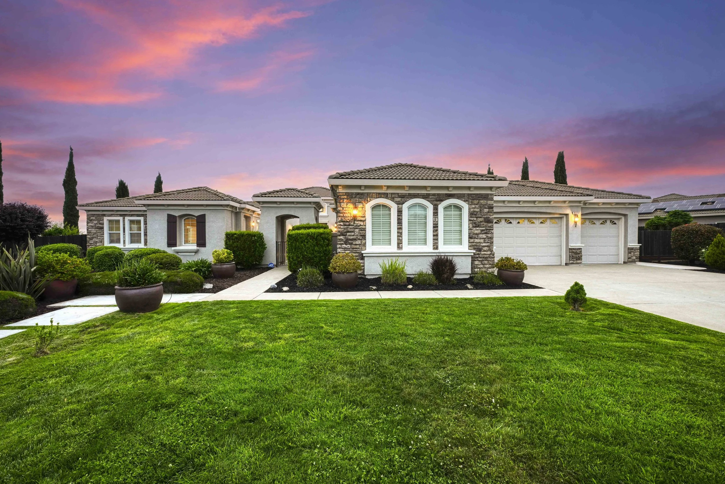 8357 Bridgestone Dr 13.jpg