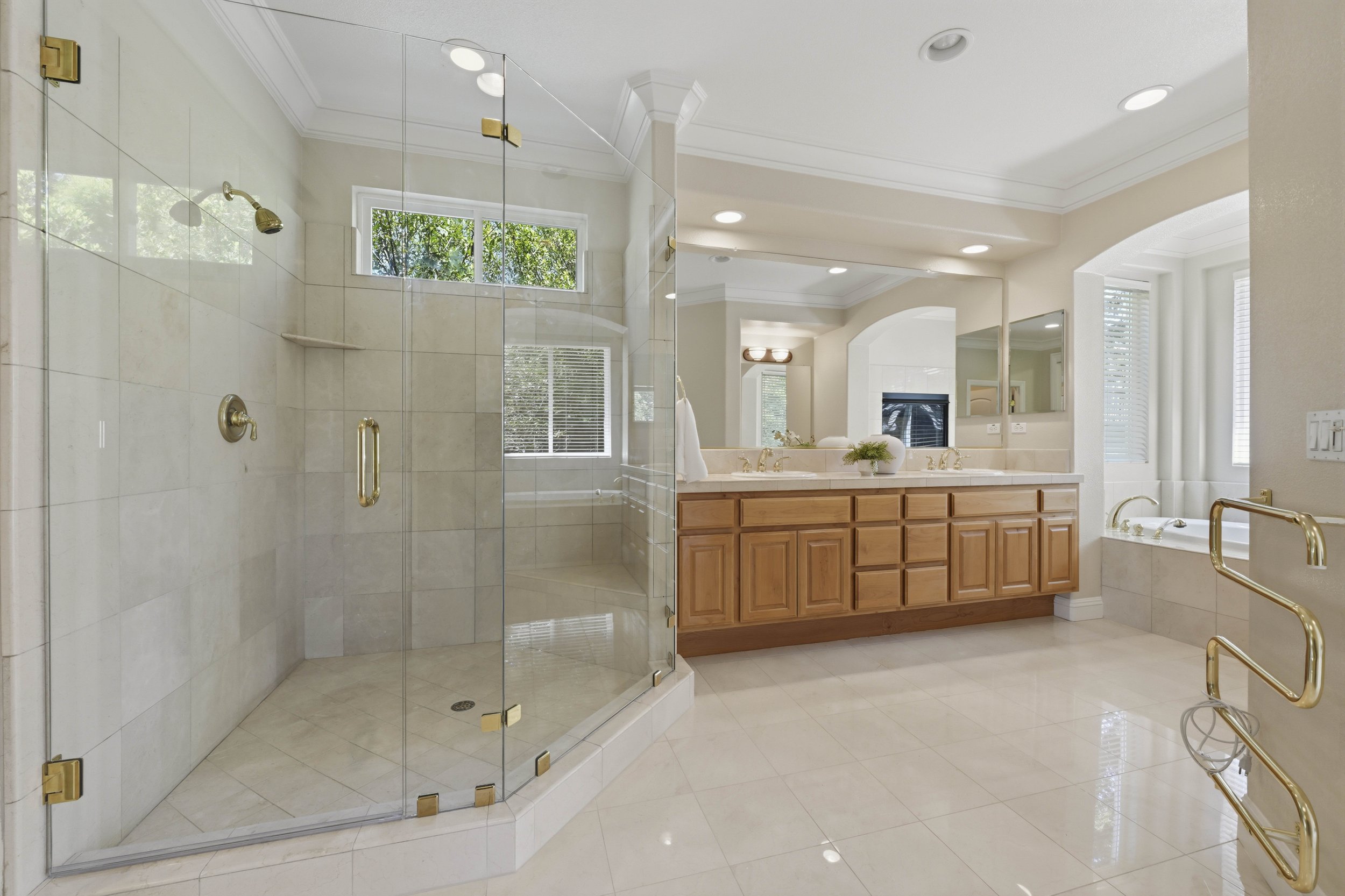 2228 Belvedere Cir _56.jpg