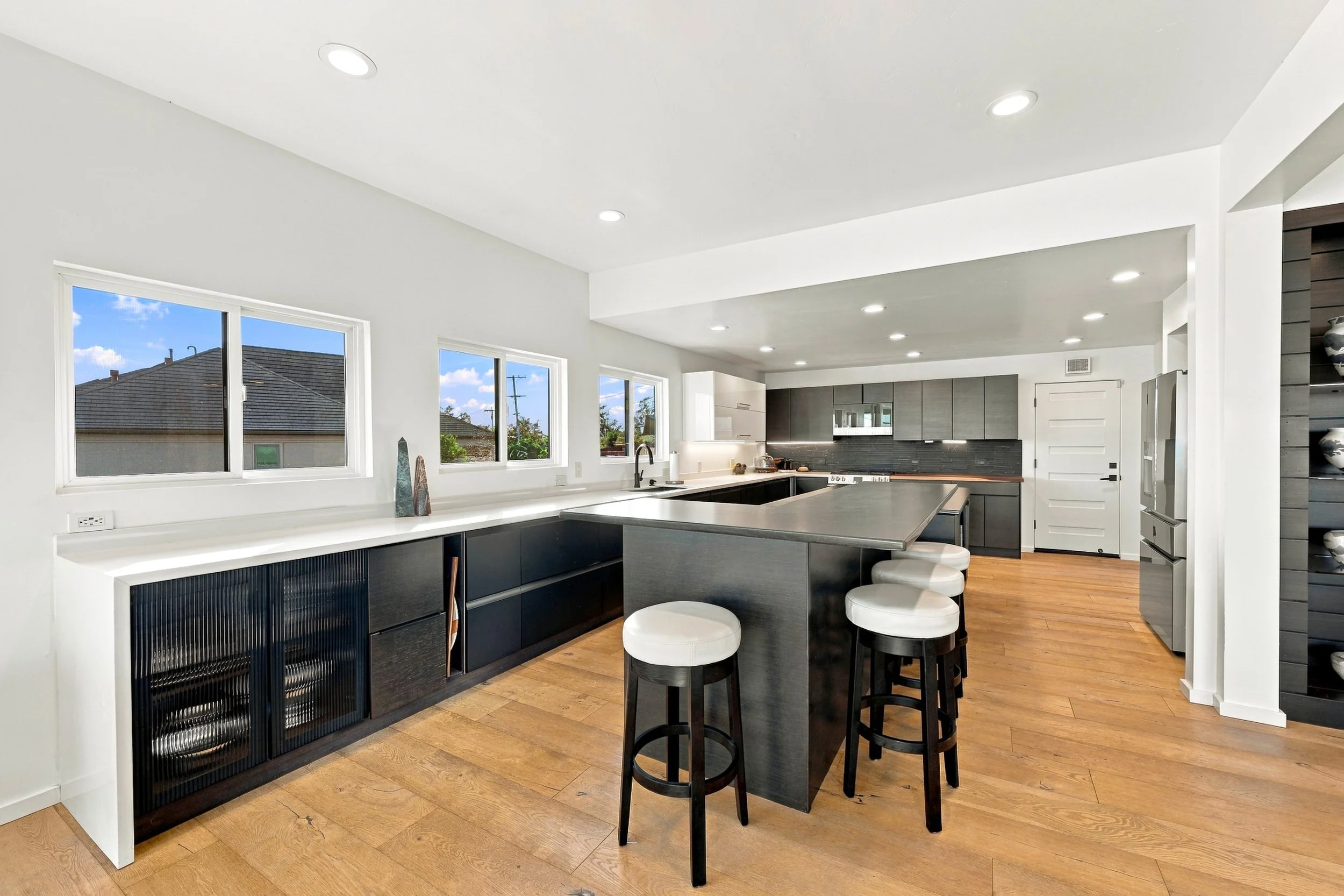 7882 Lakeshore Dr 33.jpg