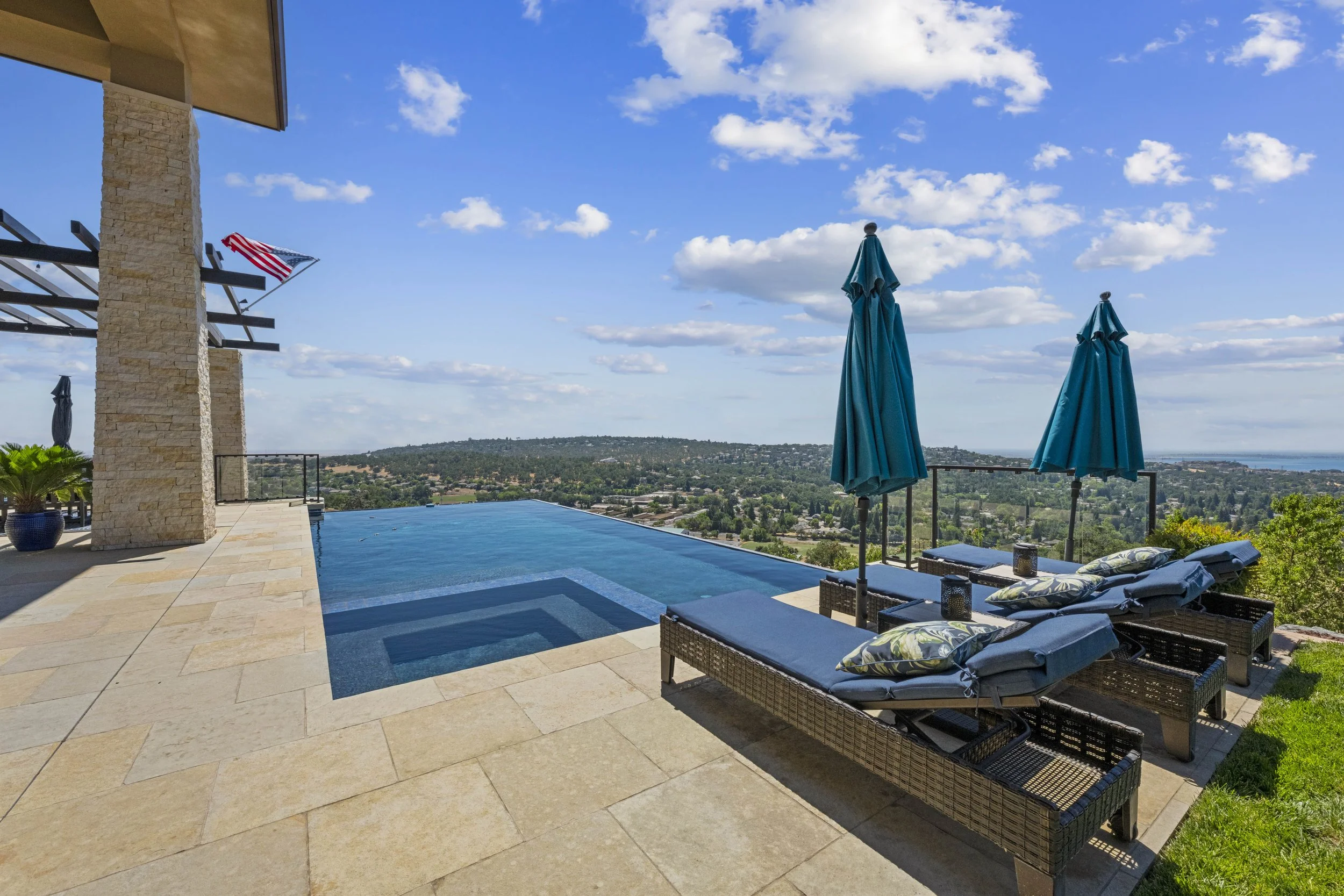 4374 Berkwood Ct 11.jpg