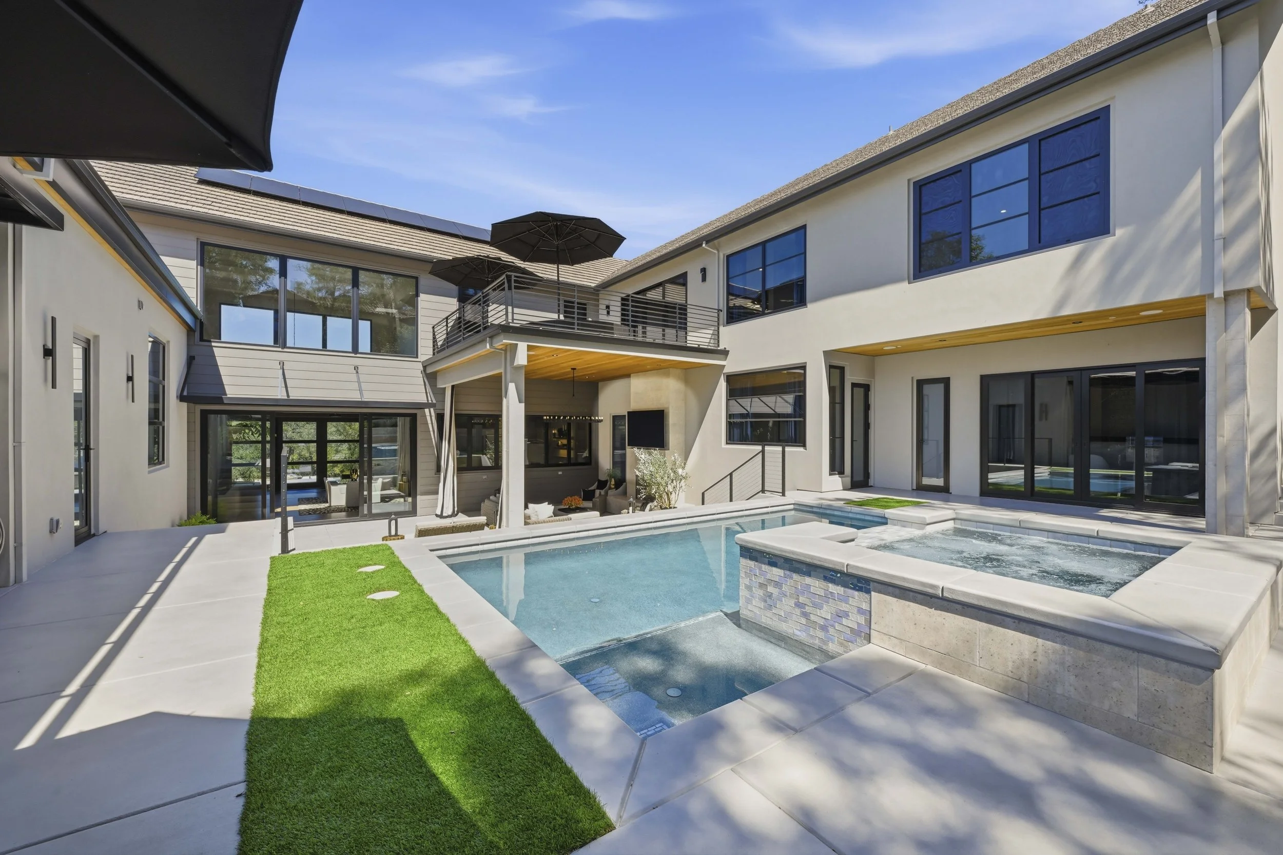 4200 Raphael 135.jpg