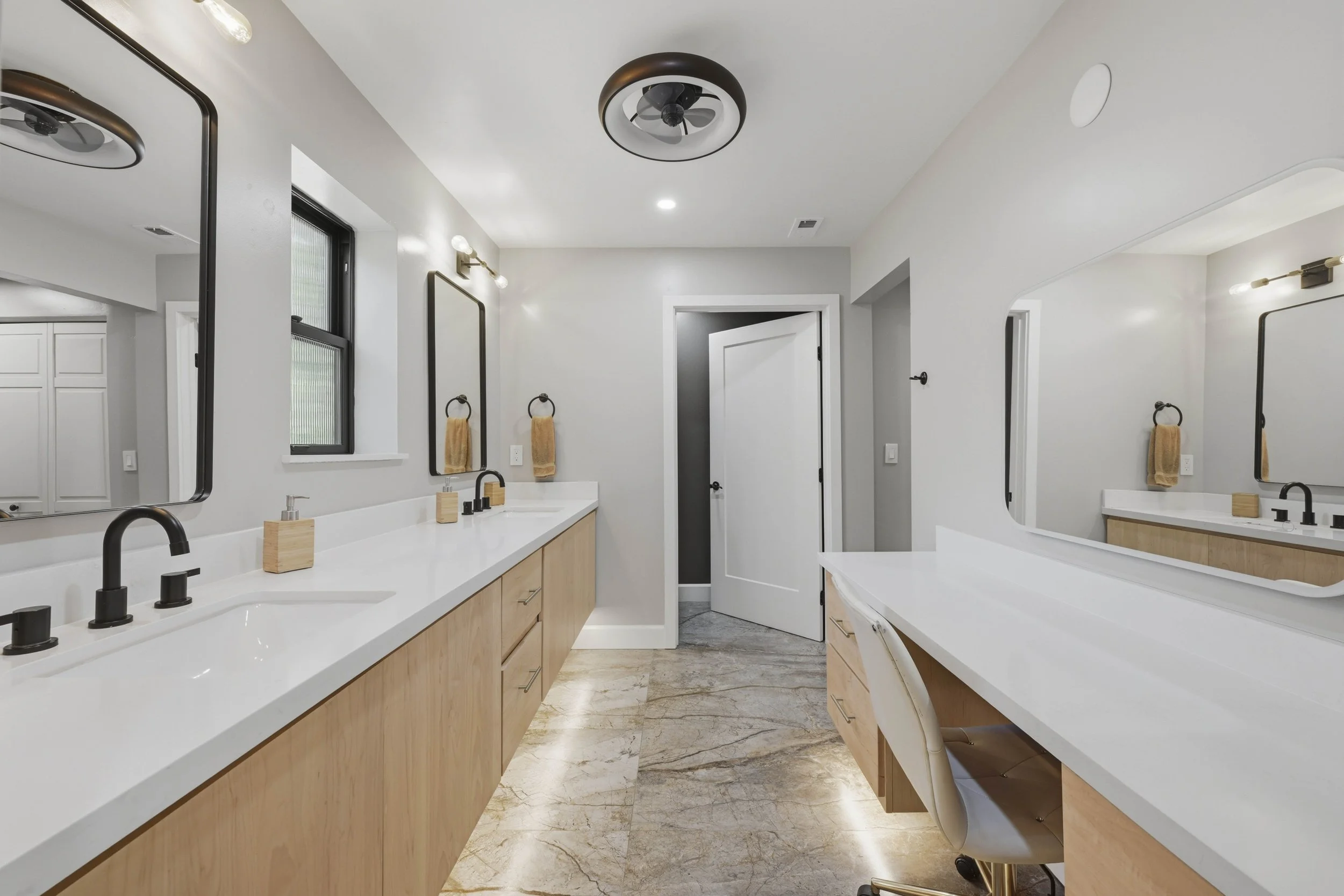4440 Lawrence Dr _49.jpg